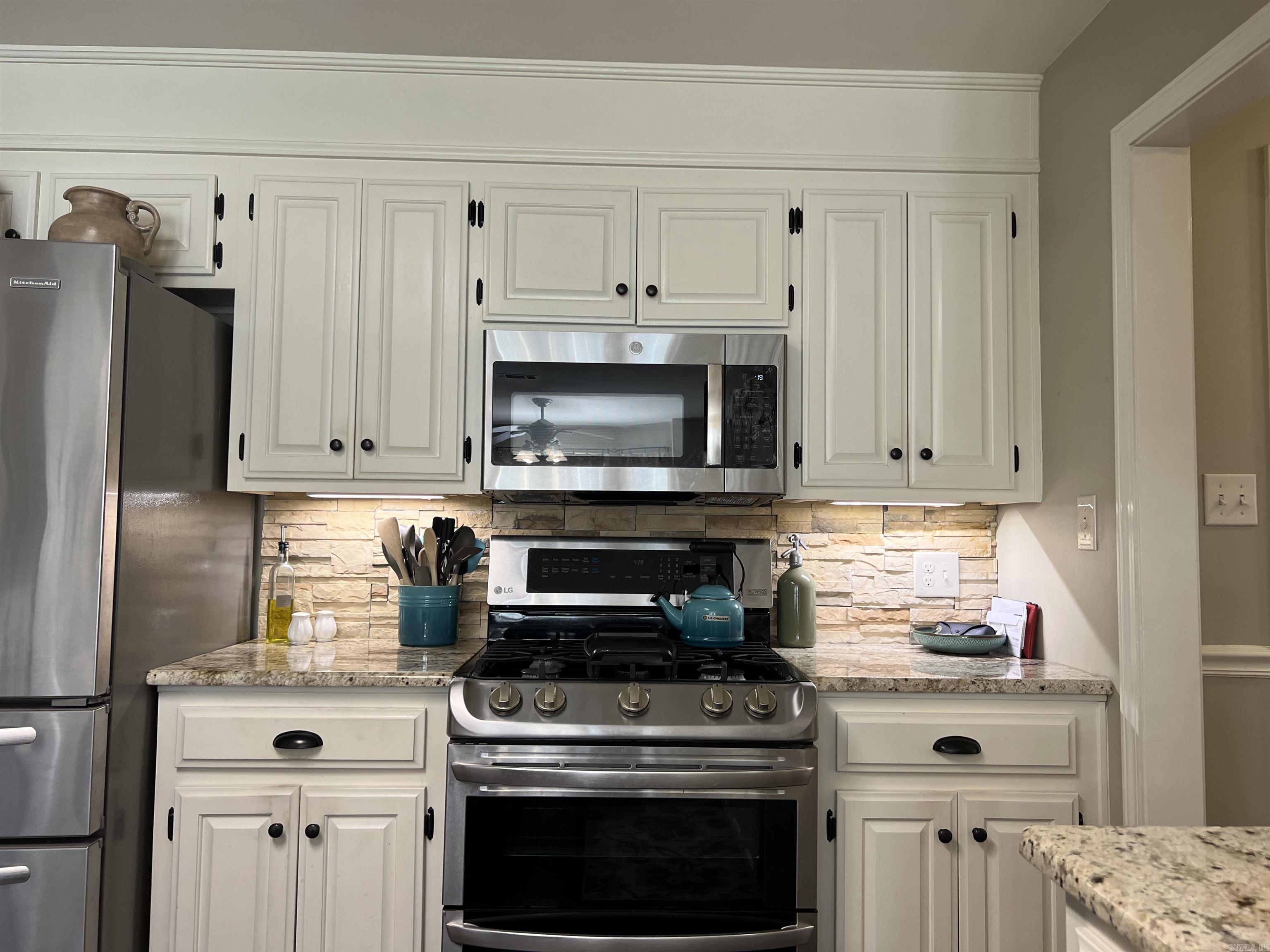 CARGILLS - Residential
