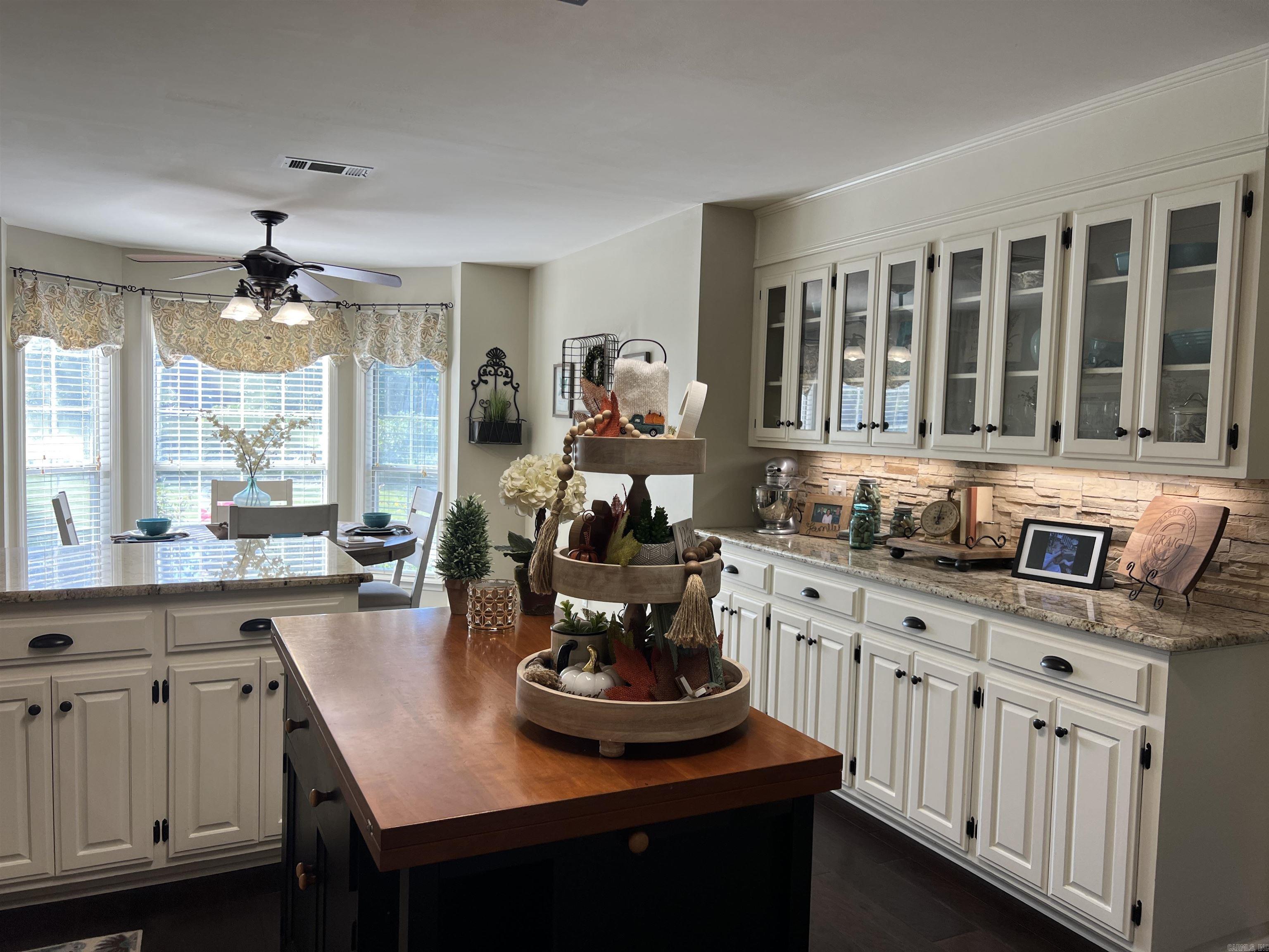 CARGILLS - Residential