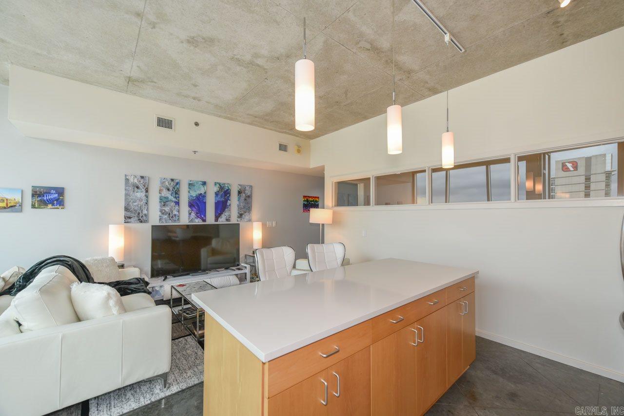 River Market Tower HPR - Residential Lease