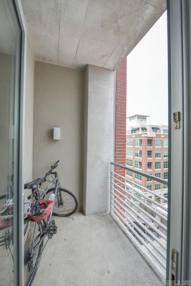 River Market Tower HPR - Residential Lease