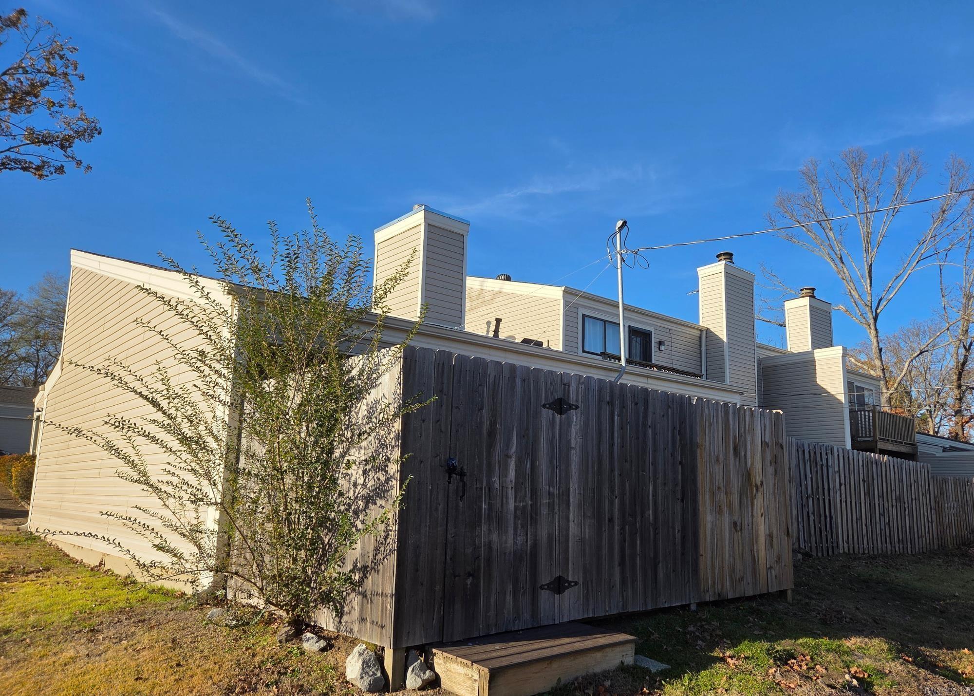 INDIAN HILLS TOWN HOMES - Residential