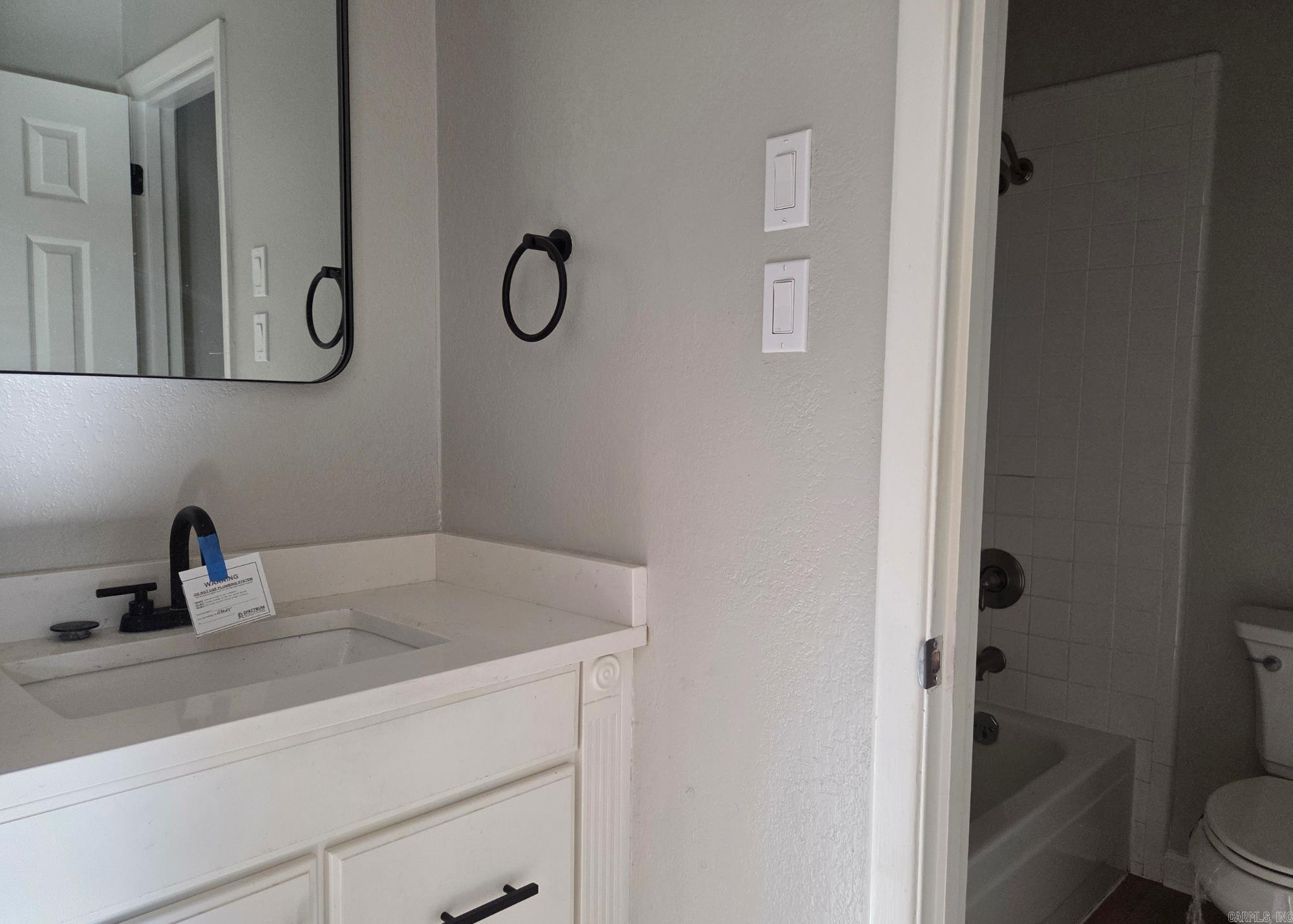 INDIAN HILLS TOWN HOMES - Residential