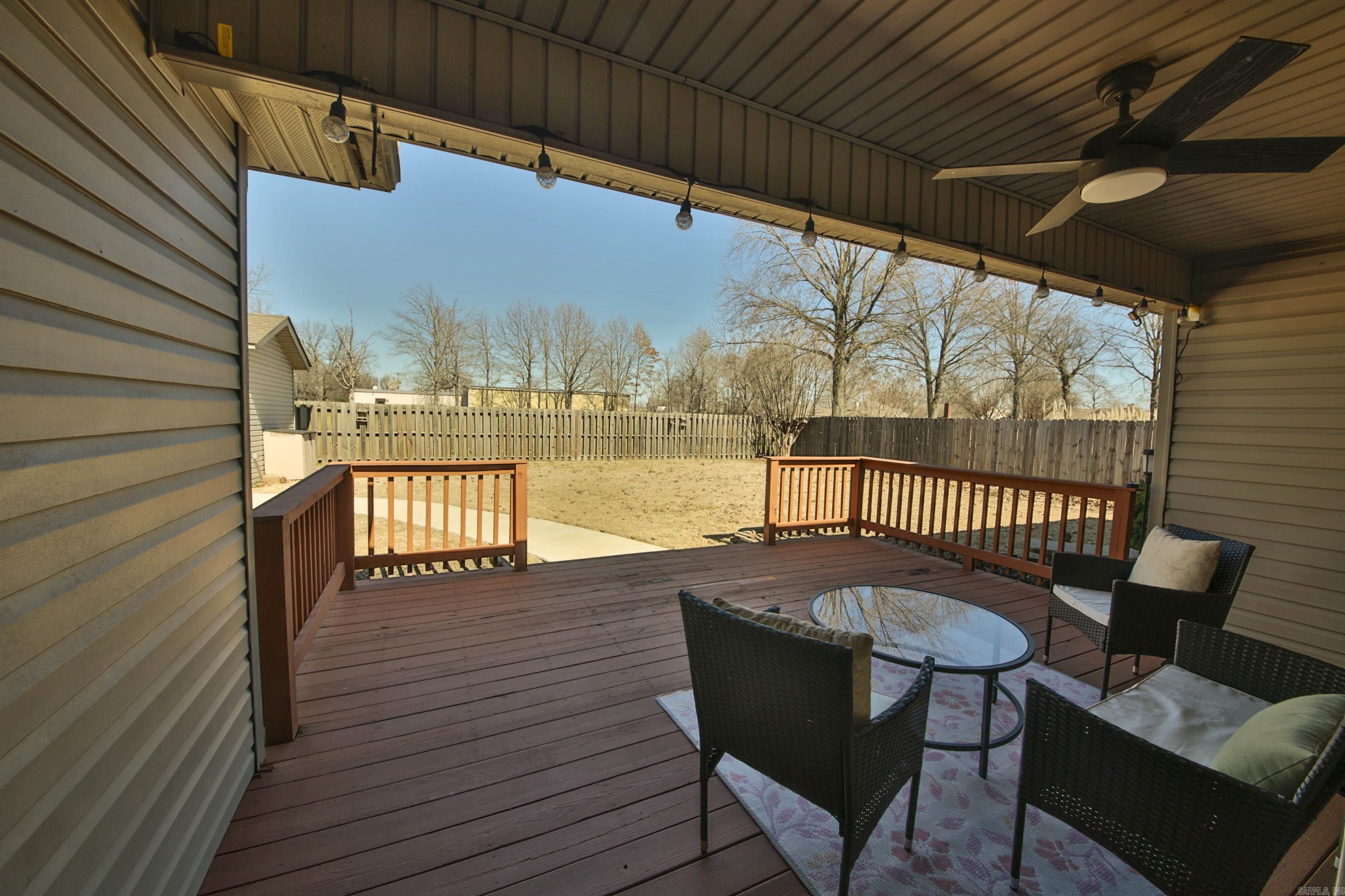 PLEASANT WOODS - Residential