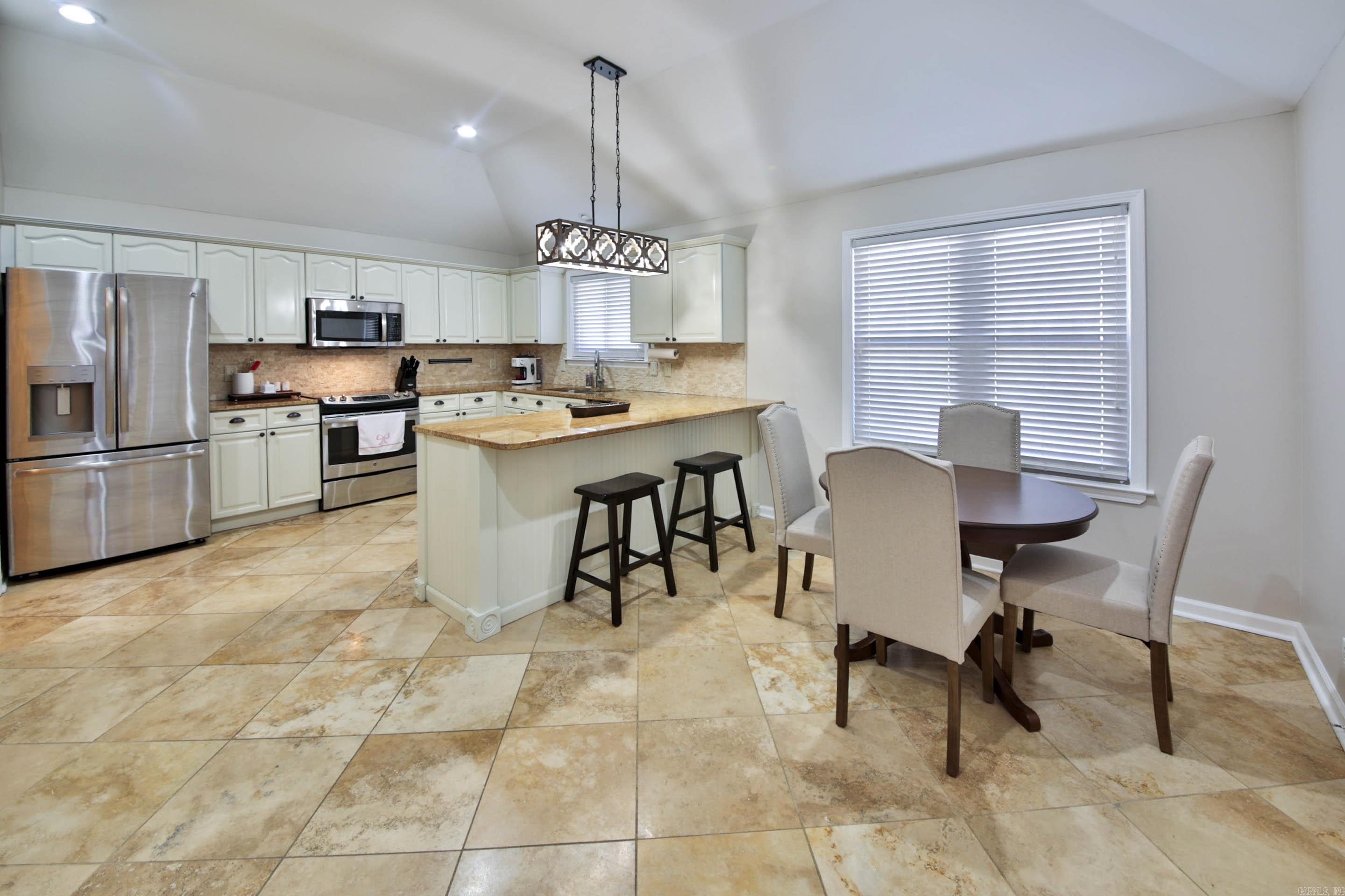 PLEASANT WOODS - Residential