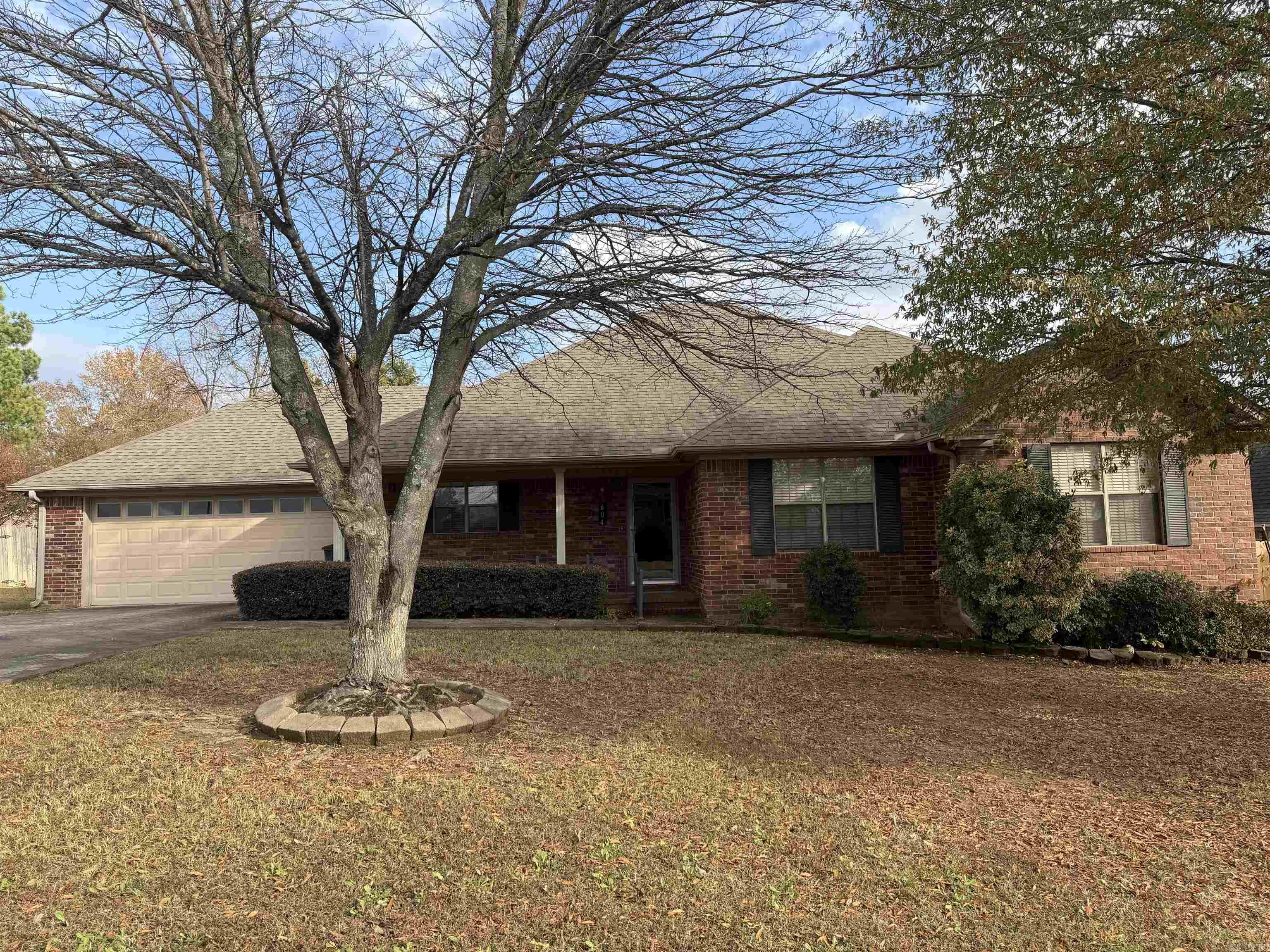 RIVER OAKS - Residential