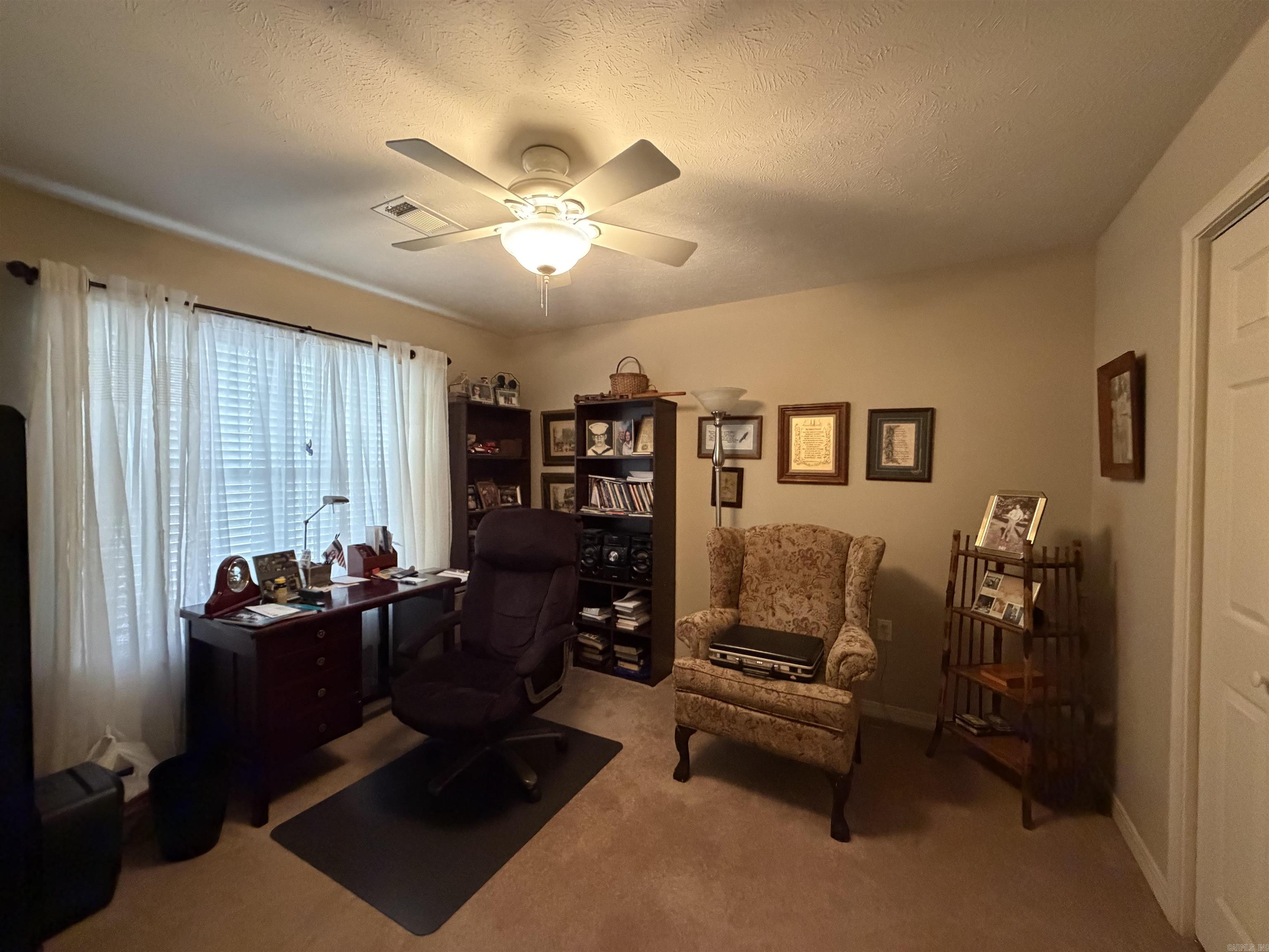 RIVER OAKS - Residential