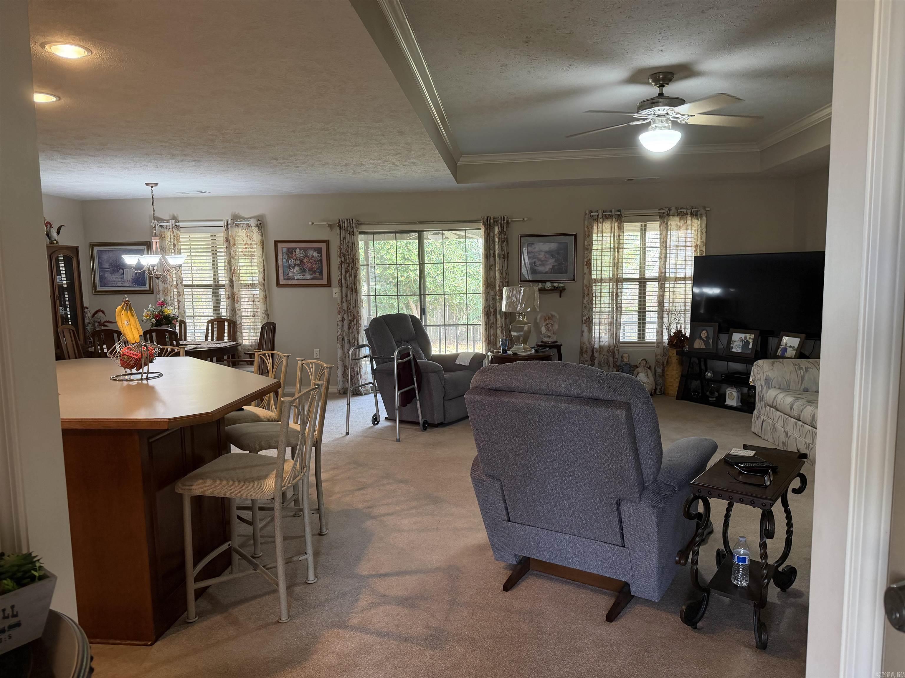 RIVER OAKS - Residential