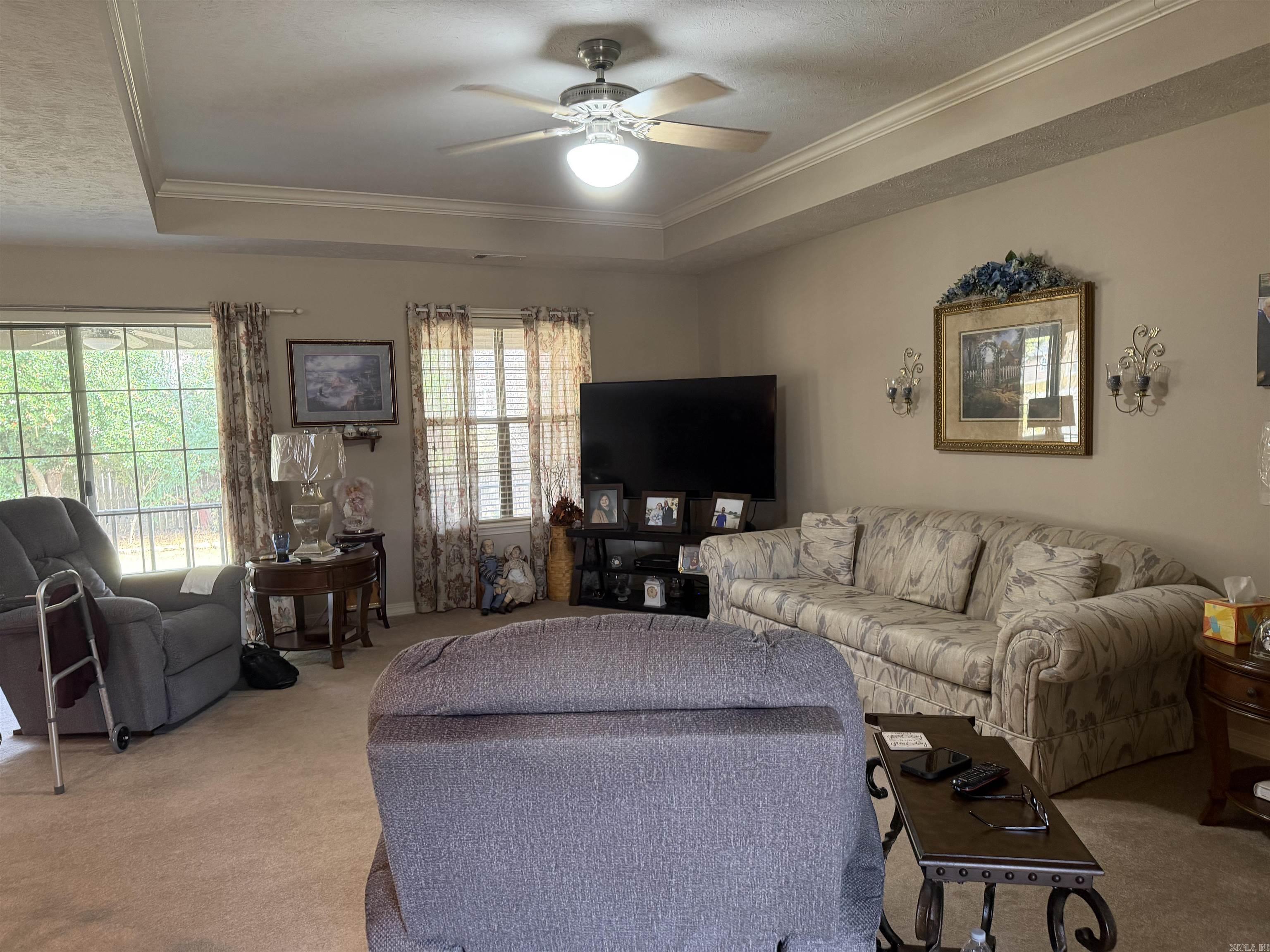 RIVER OAKS - Residential