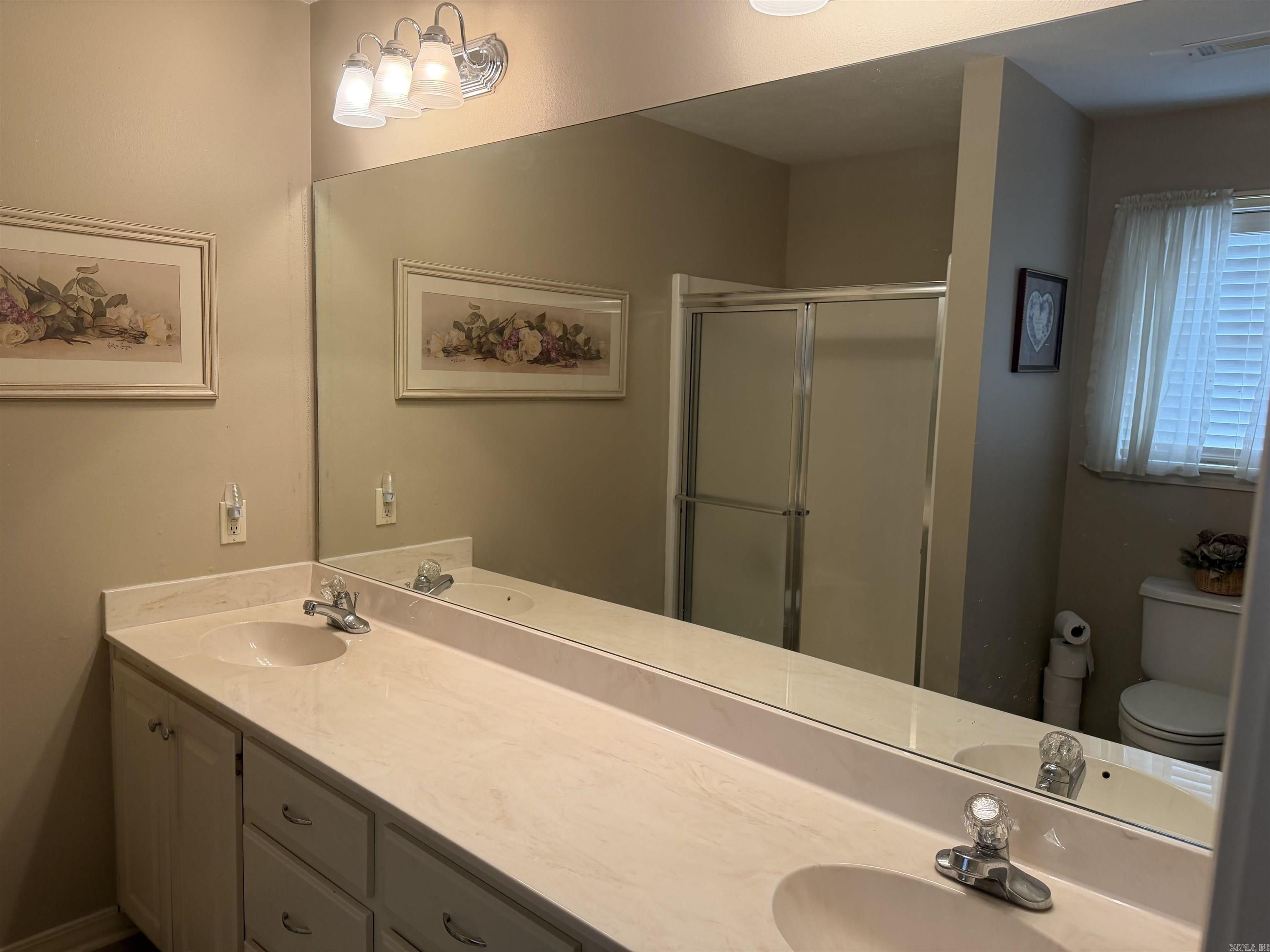 RIVER OAKS - Residential