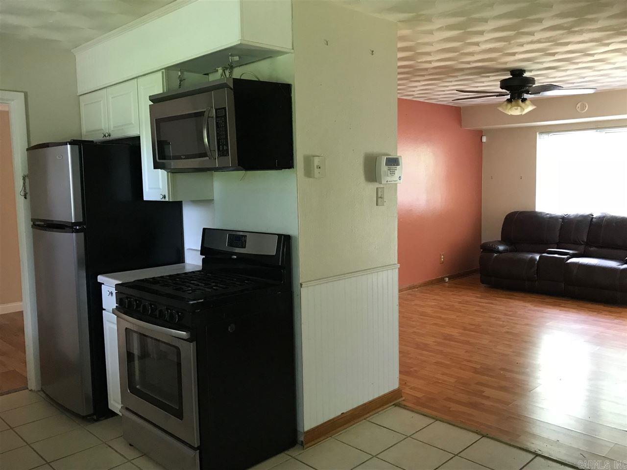 Country Club to Jacksonville - Residential Lease