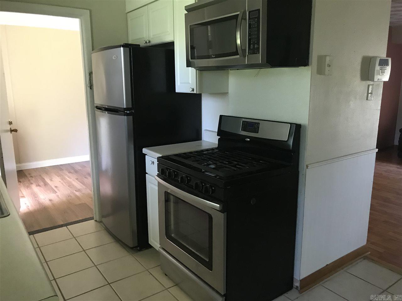 Country Club to Jacksonville - Residential Lease