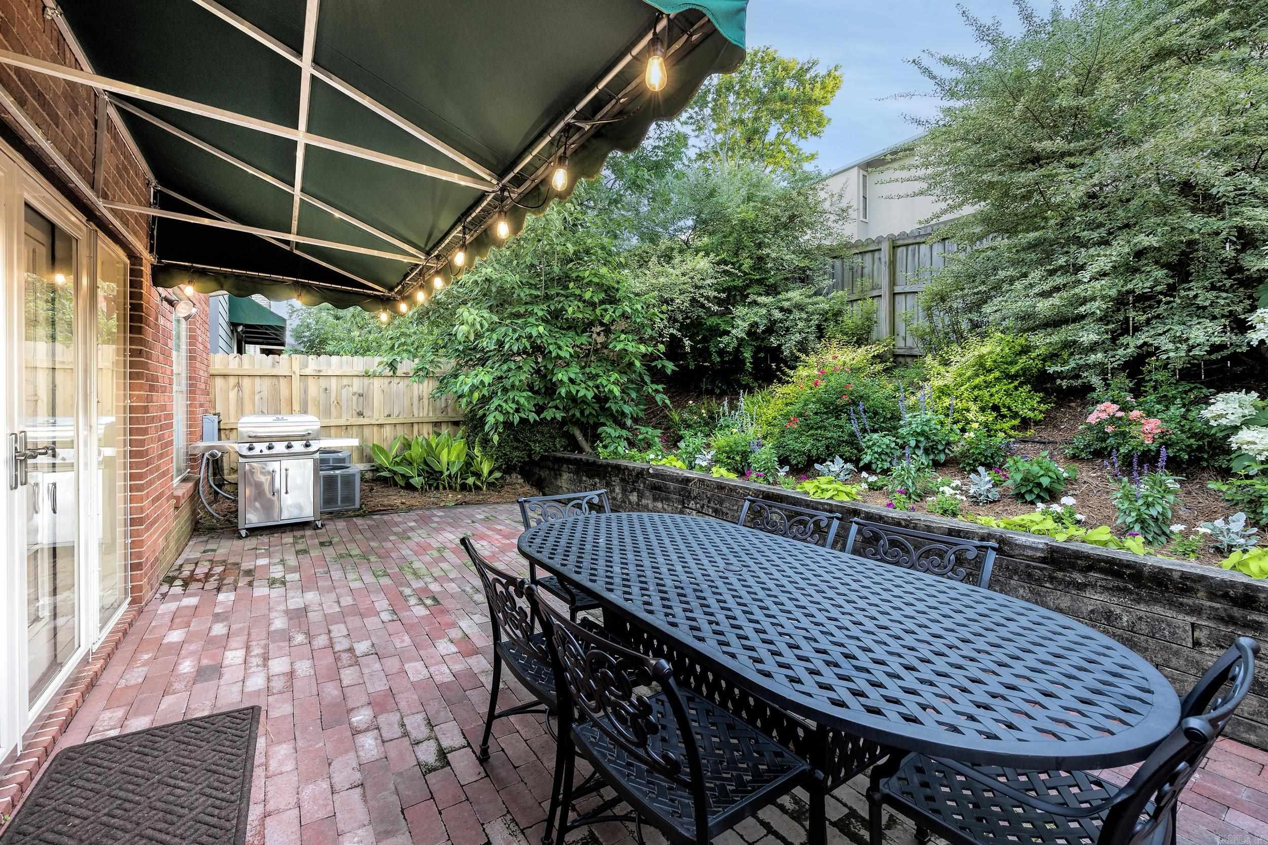 FOXCROFT VILLAGE - Residential