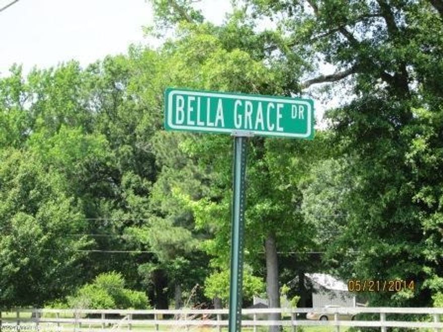 Peaceful Countryside minutes from Cabot shopping.  Bring the horses and build your dream home in Valley Brook Estates.  Large lots available ranging from 1 to 3+ acres.  Photos include many lots within the subdivision to get a feel for the area.  Must see in person to appreciate the beautiful landscape.  Agents see remarks for special conditions.