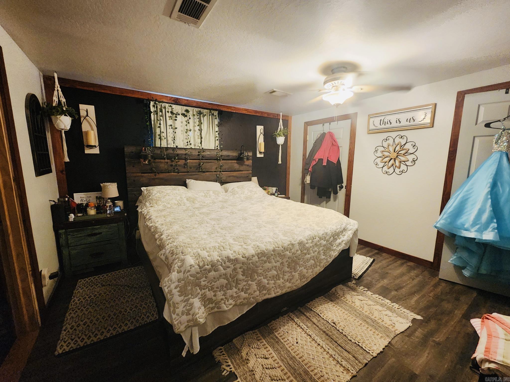 Halls Second - Residential