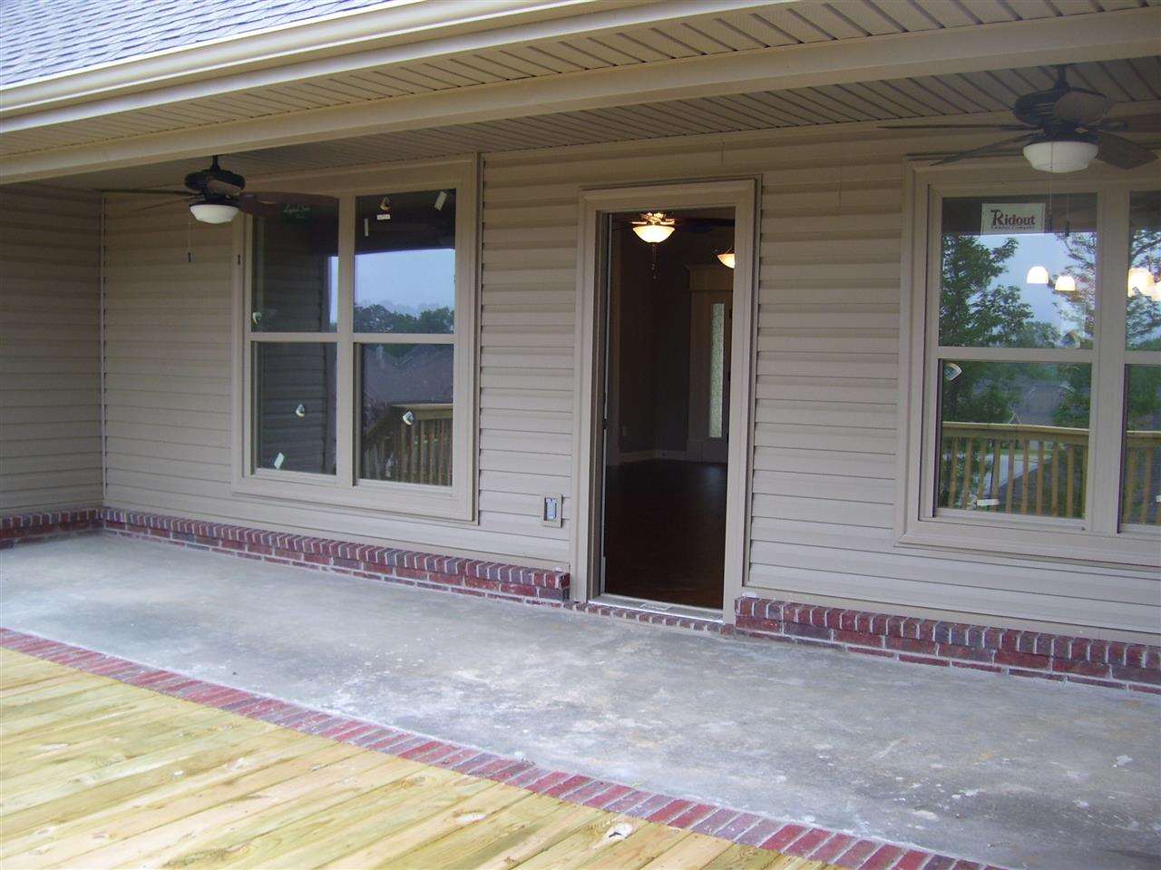 COLDWATER CREEK - Residential