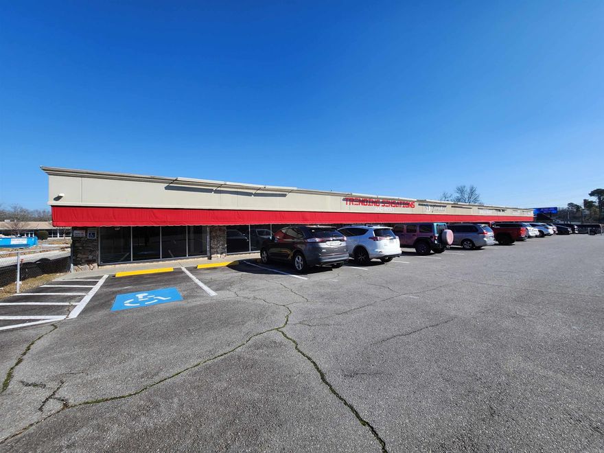 1000 sq ft Retail lease