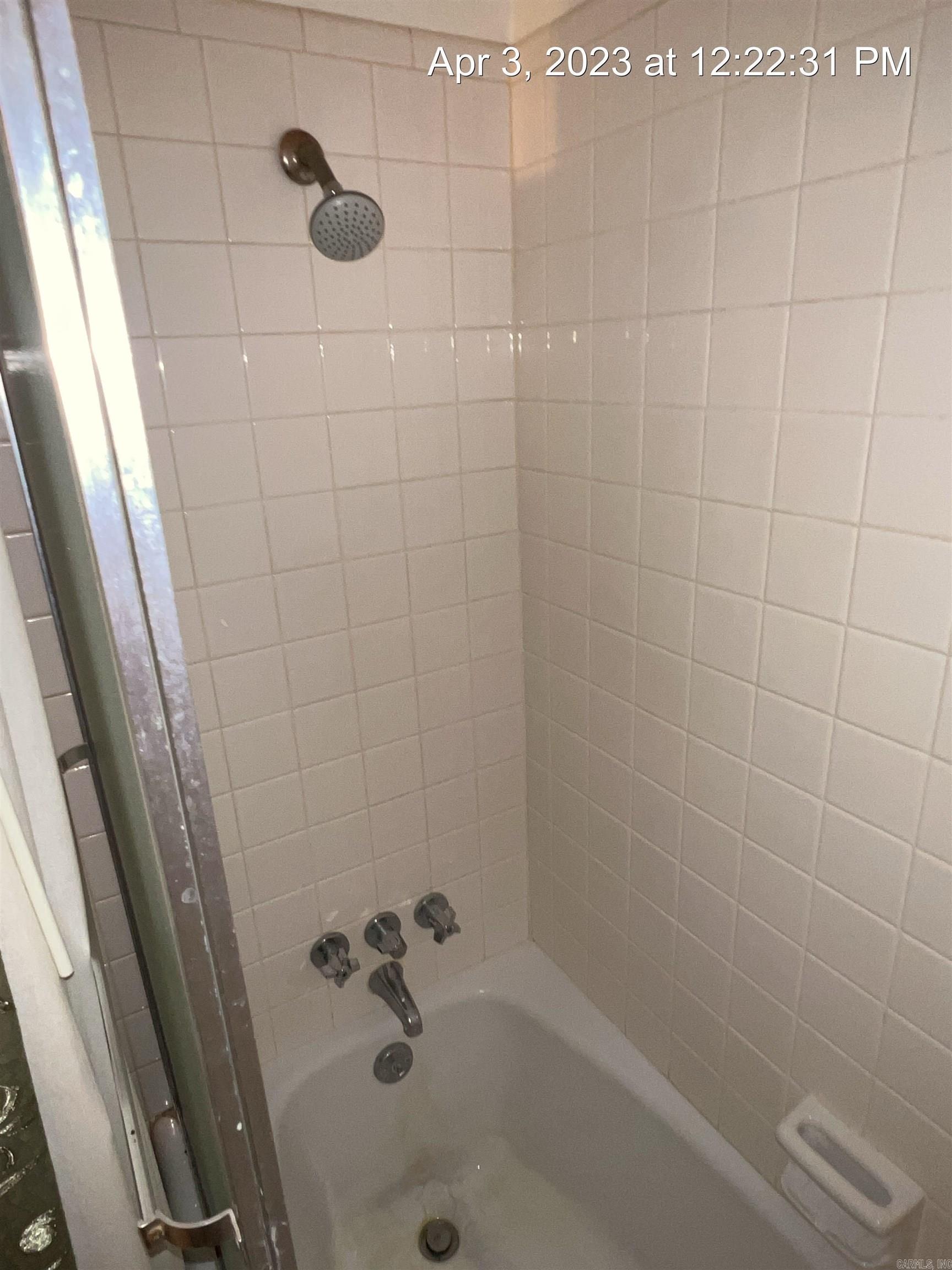 Collegiate Gardens - Residential Lease