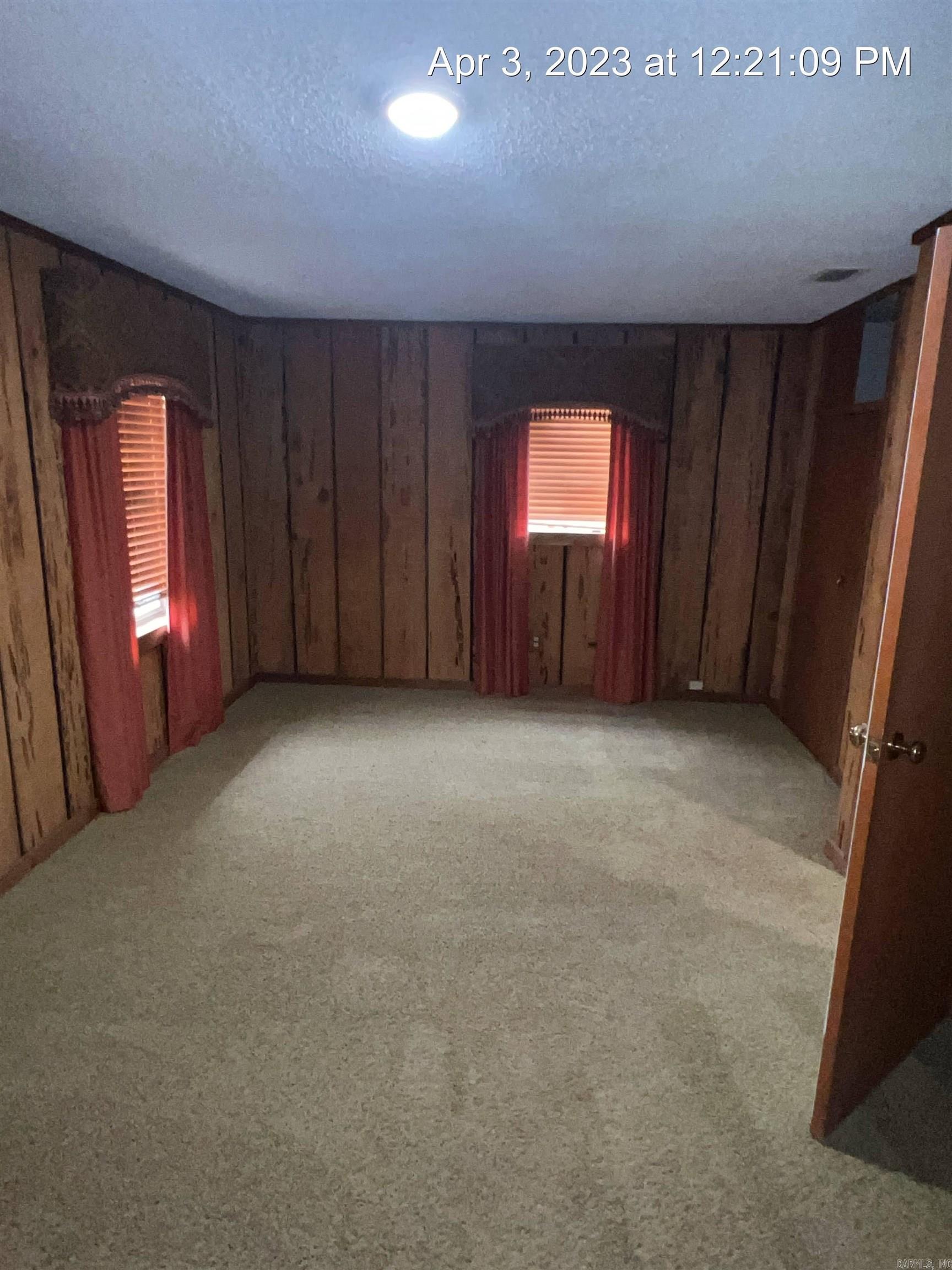 Collegiate Gardens - Residential Lease