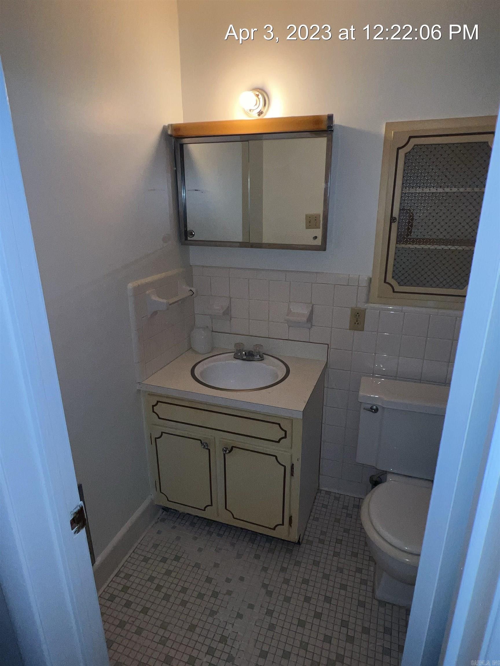 Collegiate Gardens - Residential Lease