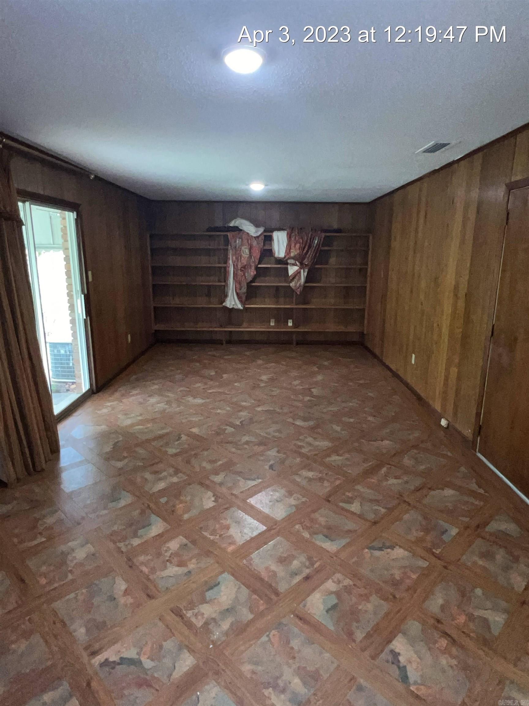 Collegiate Gardens - Residential Lease