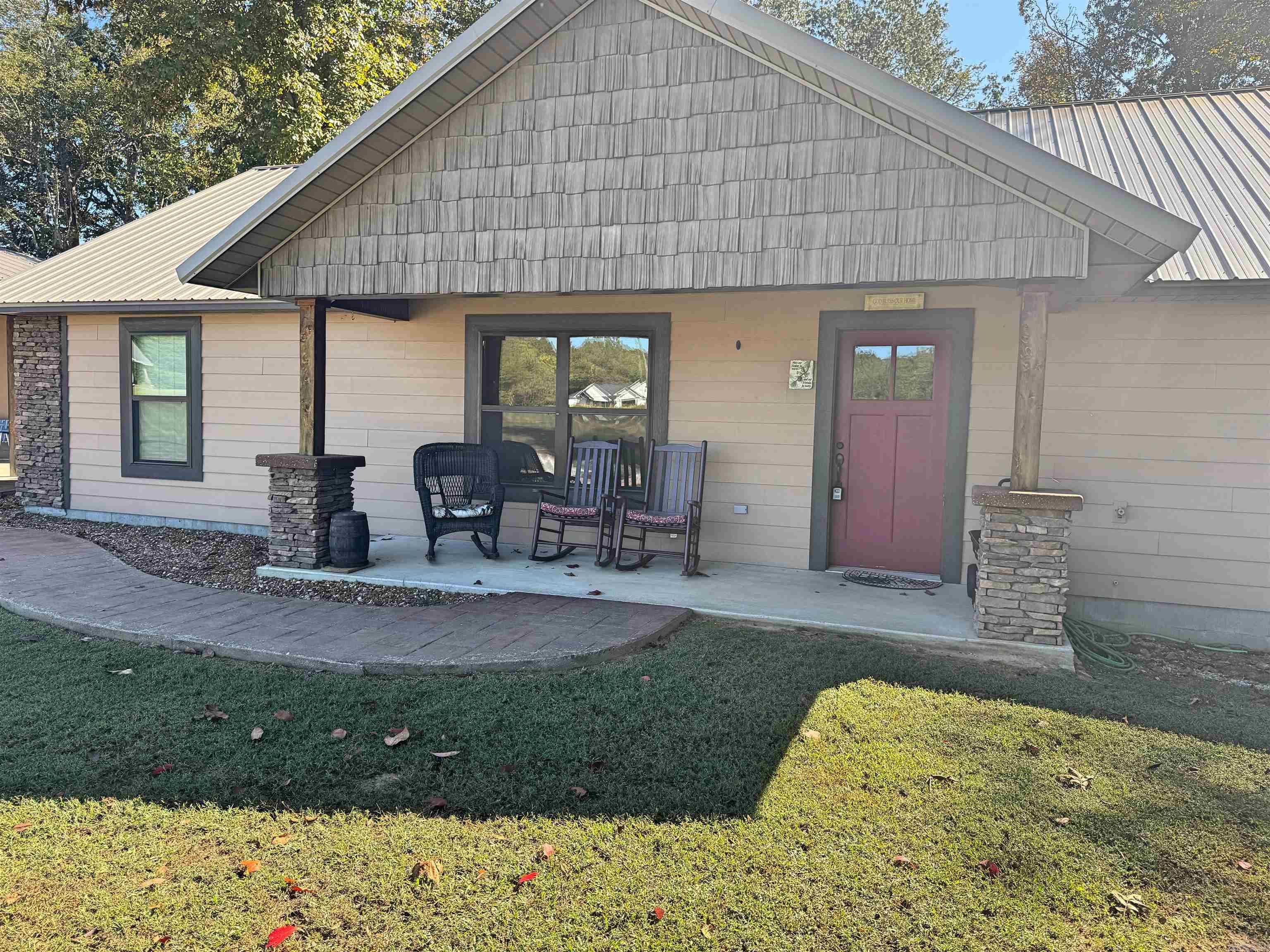 LANCASTER-TUBBS CREEK - Residential
