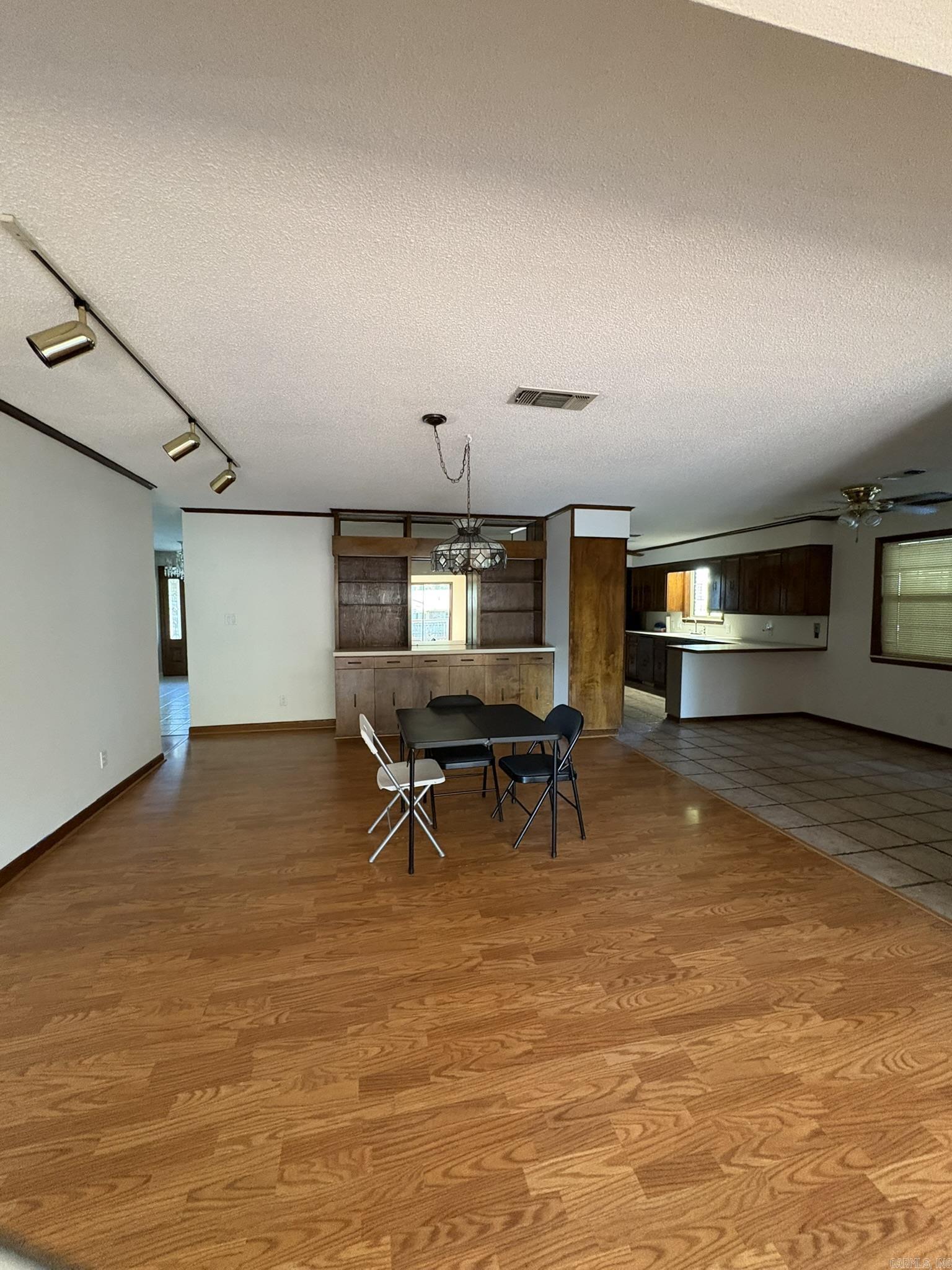 Mike Berg Lake - Residential
