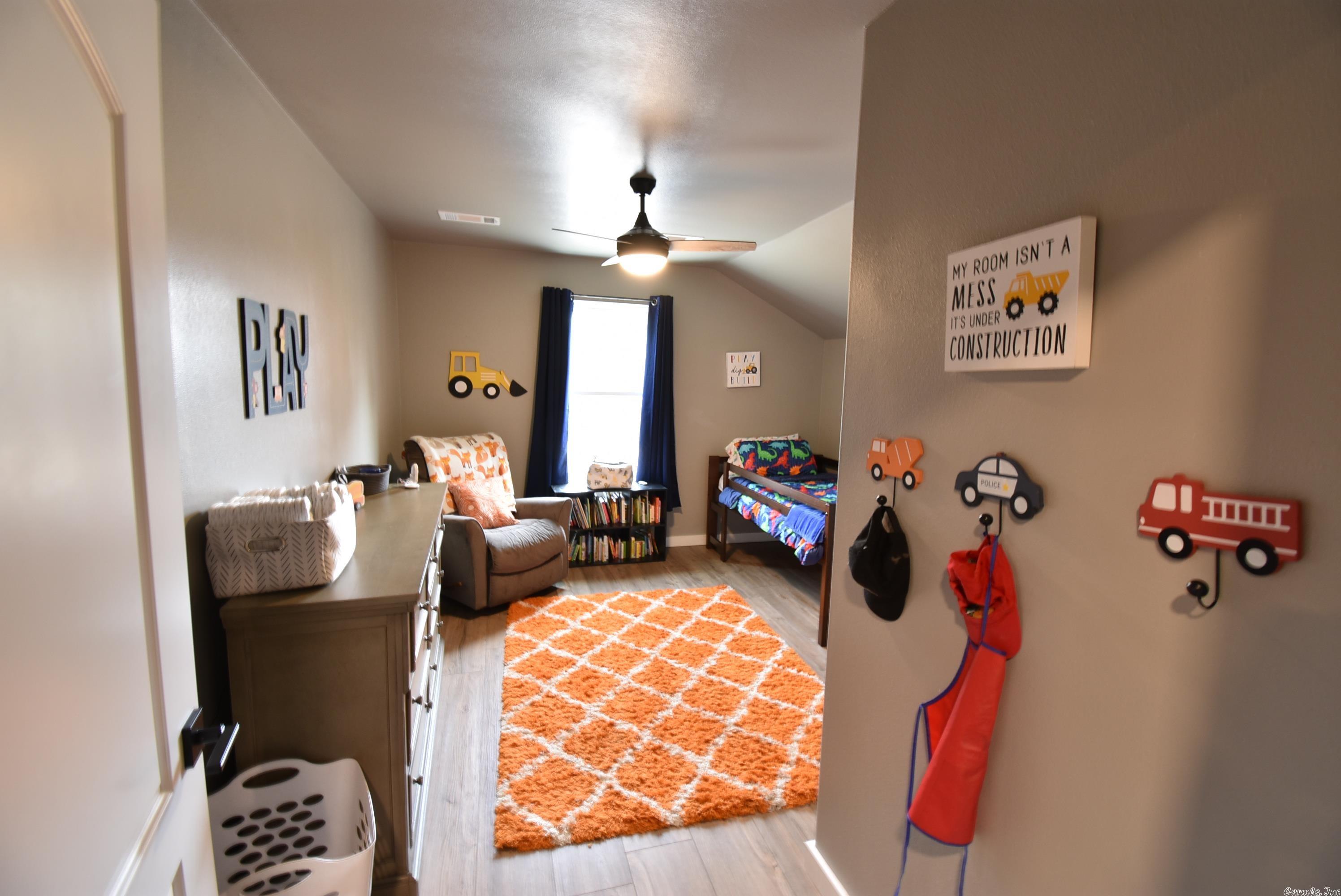 BENNETT ORCHARD ESTATES - Residential