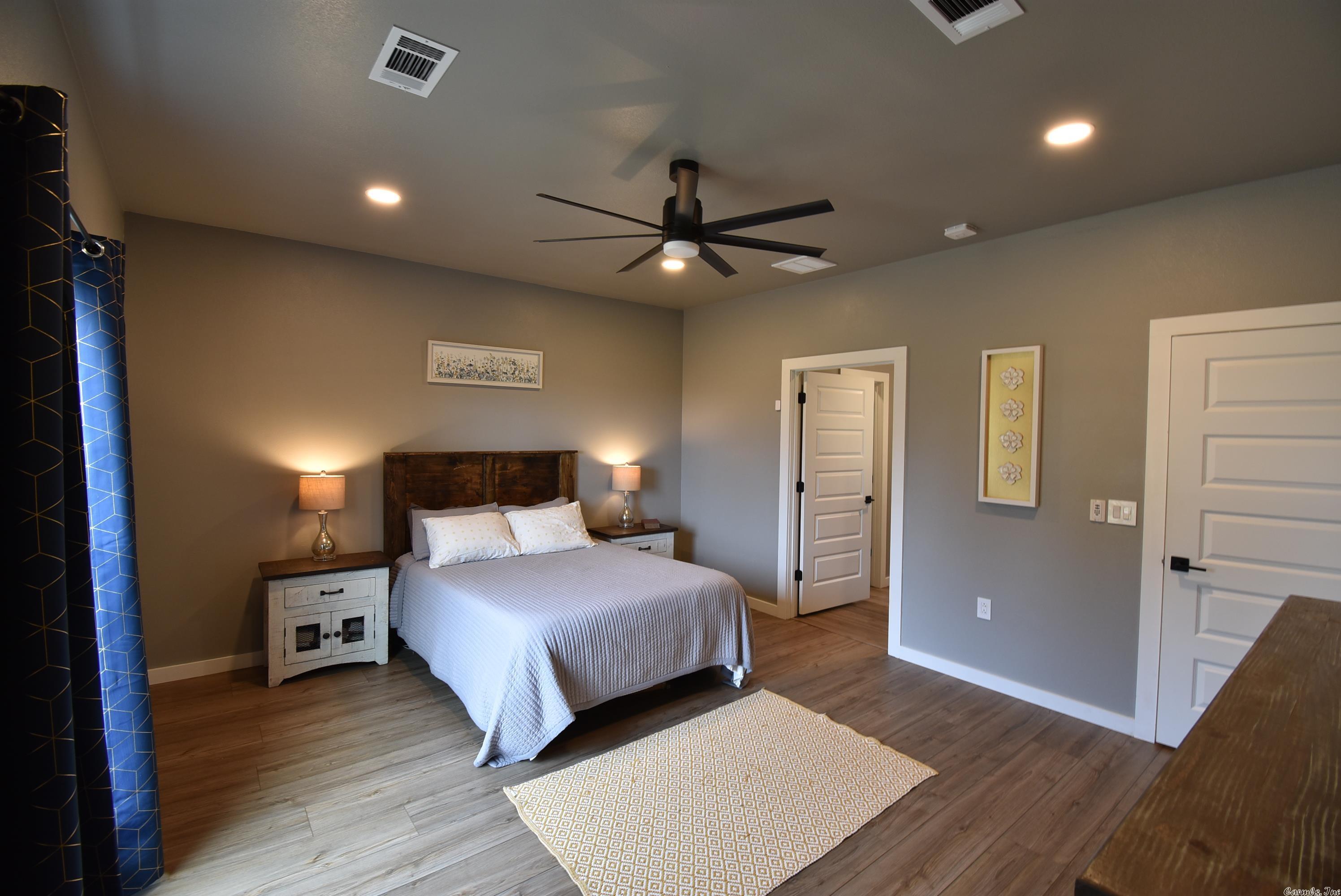 BENNETT ORCHARD ESTATES - Residential