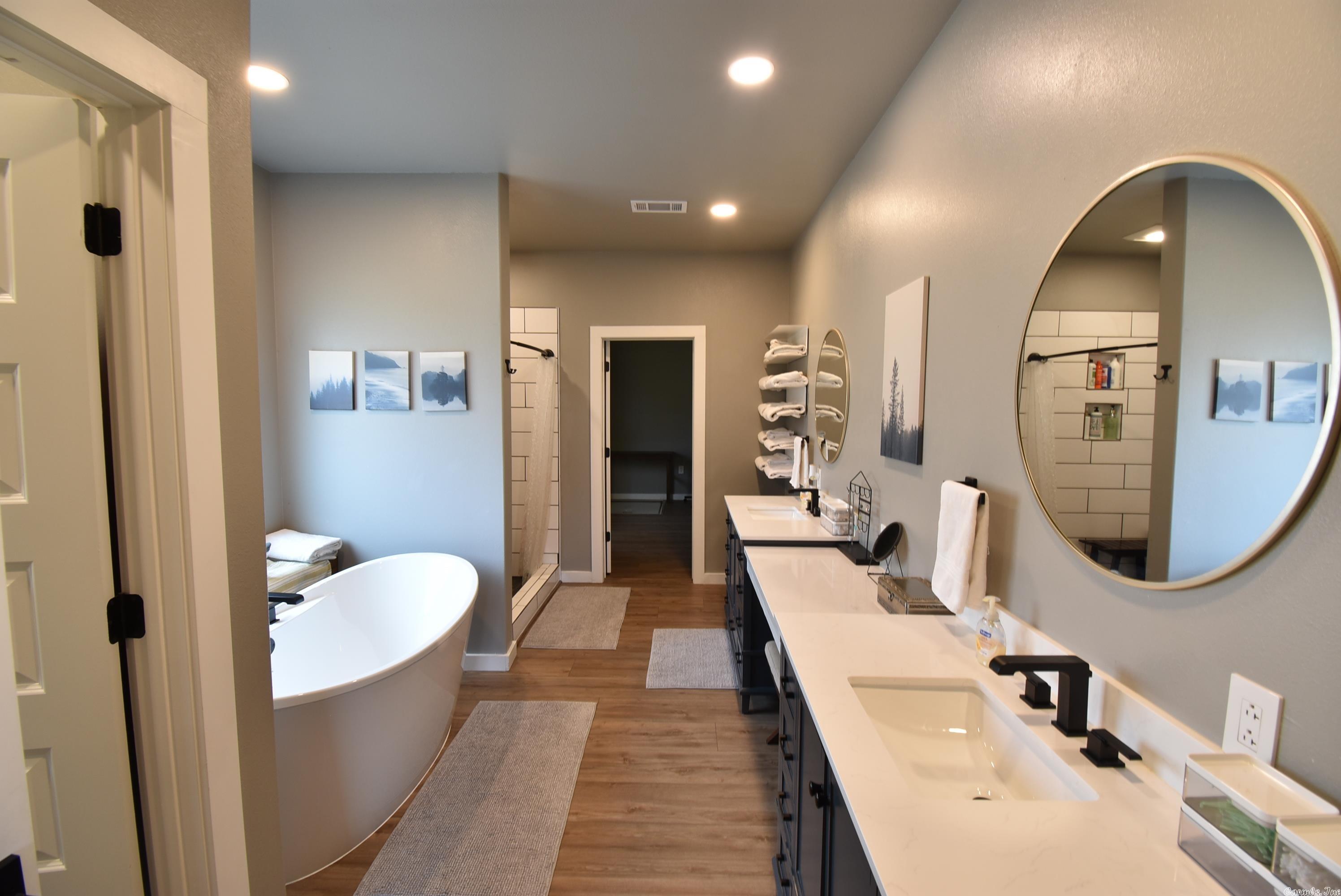 BENNETT ORCHARD ESTATES - Residential