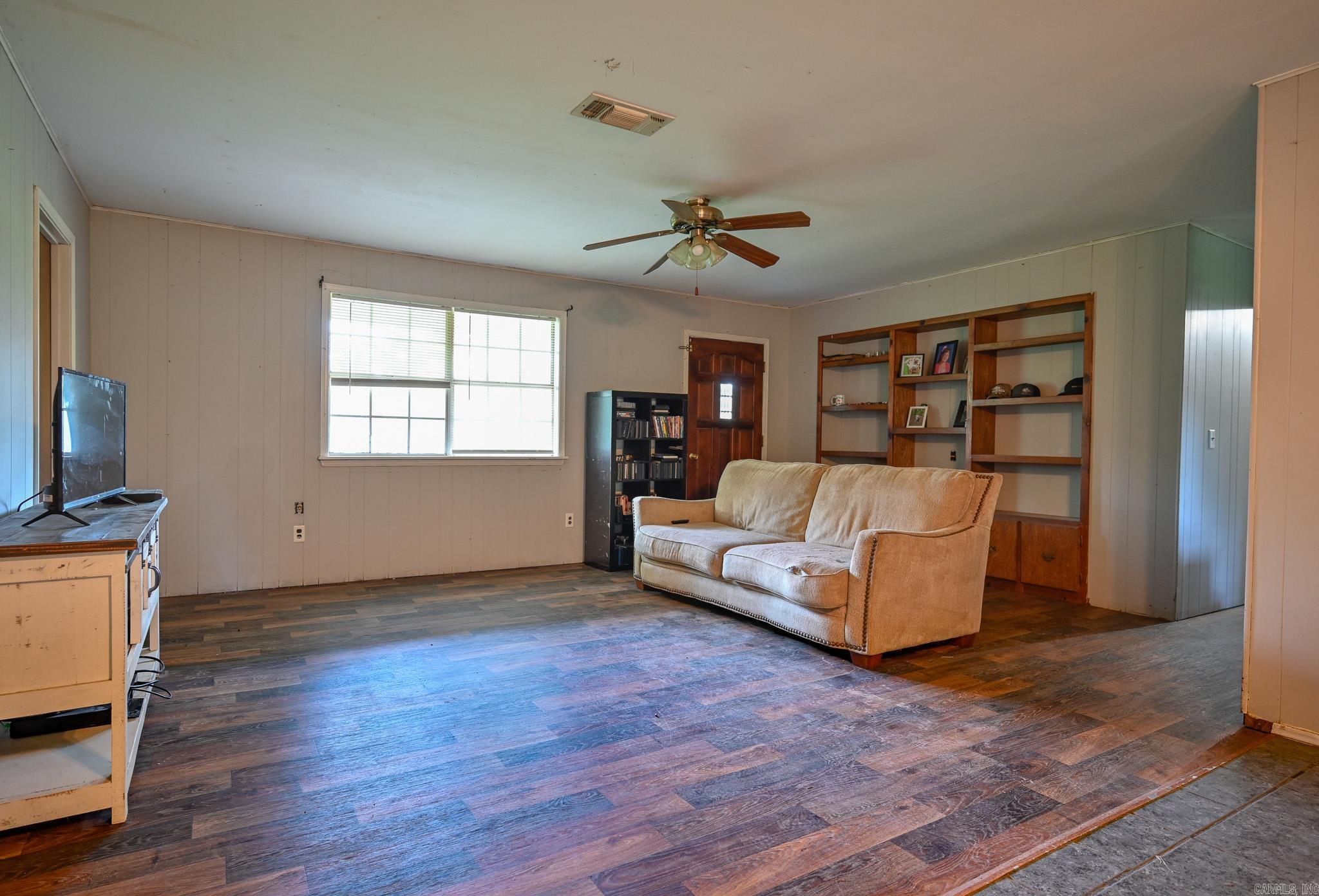 Mena Acreage - Residential