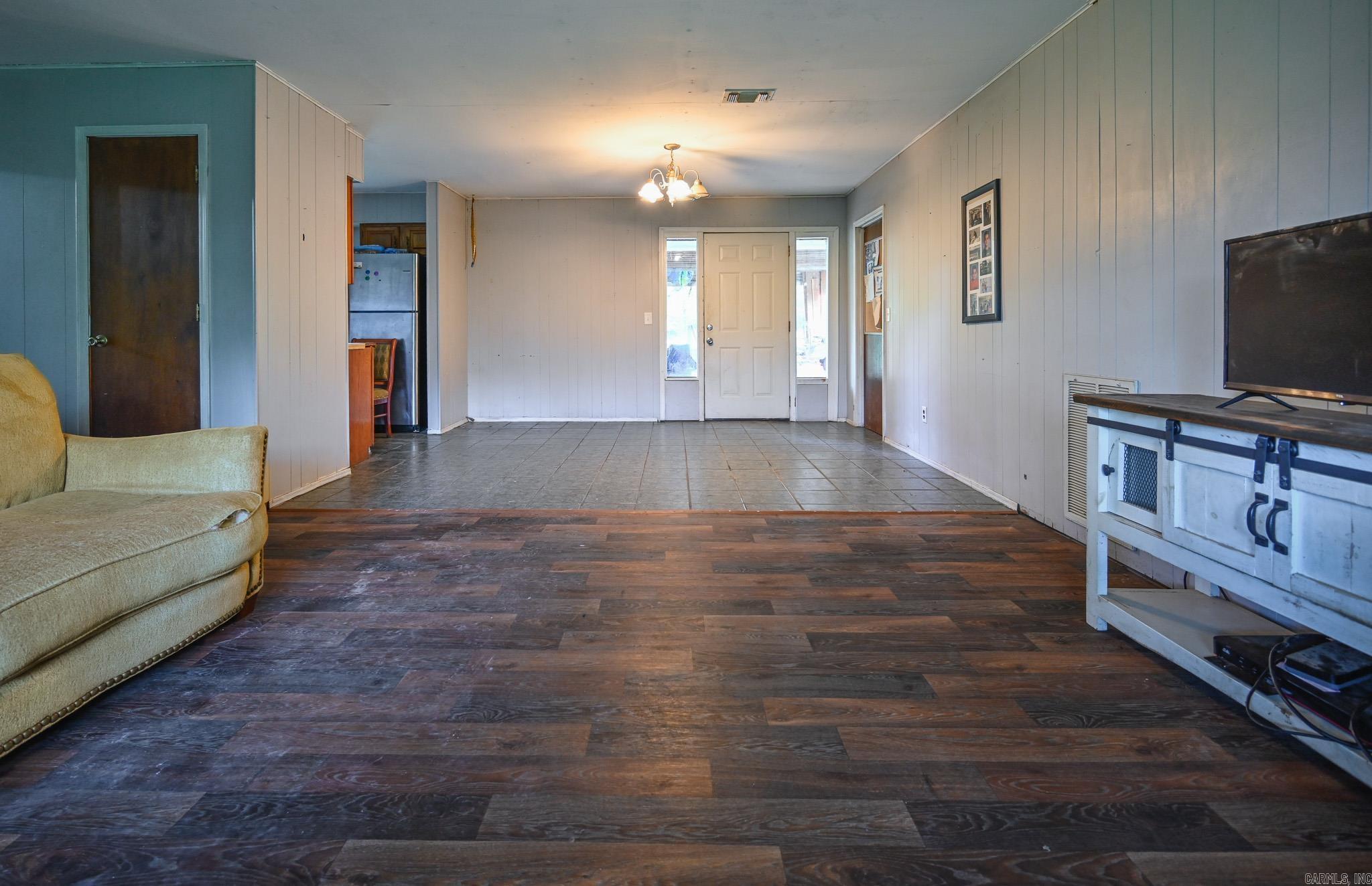 Mena Acreage - Residential