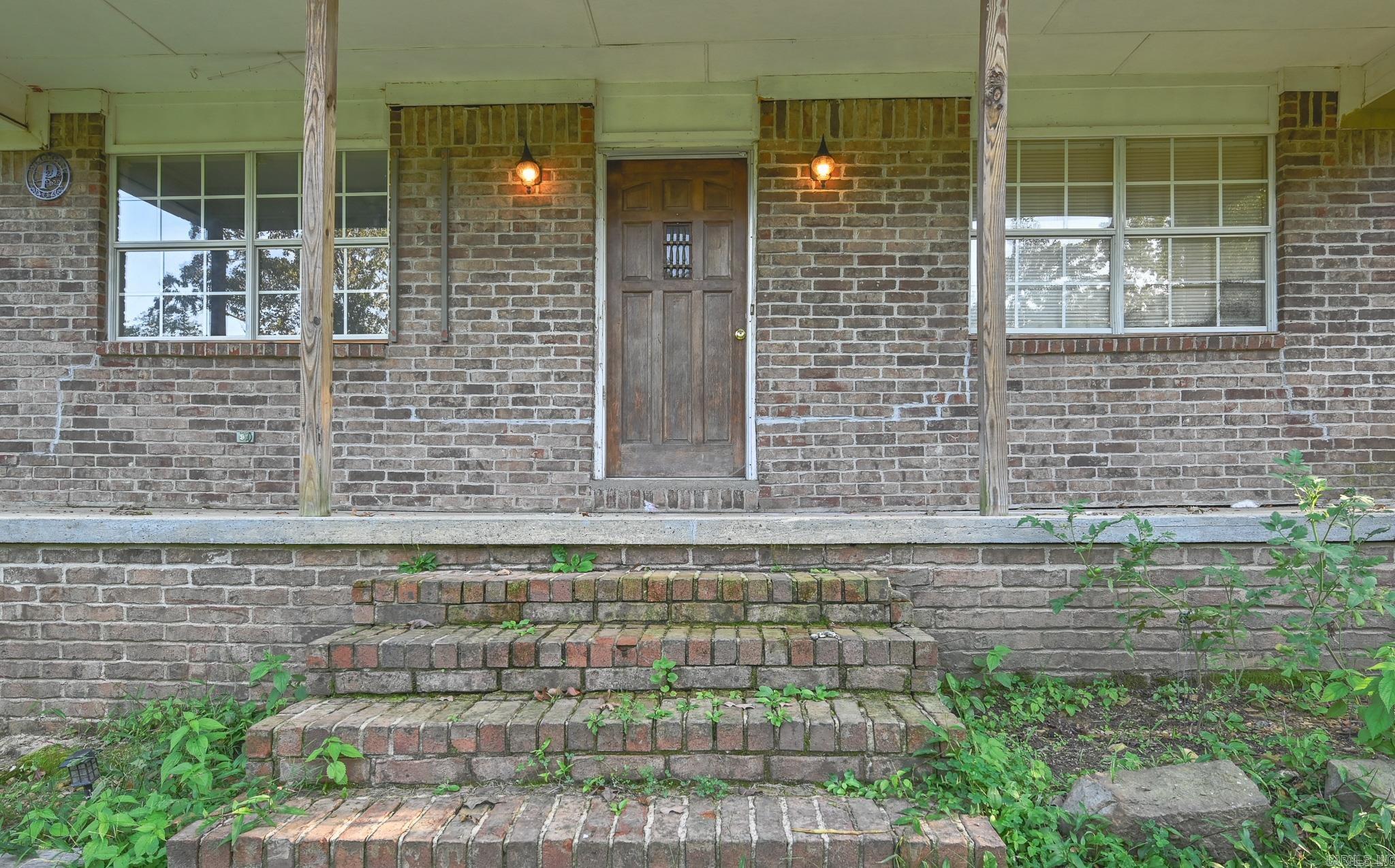 Mena Acreage - Residential