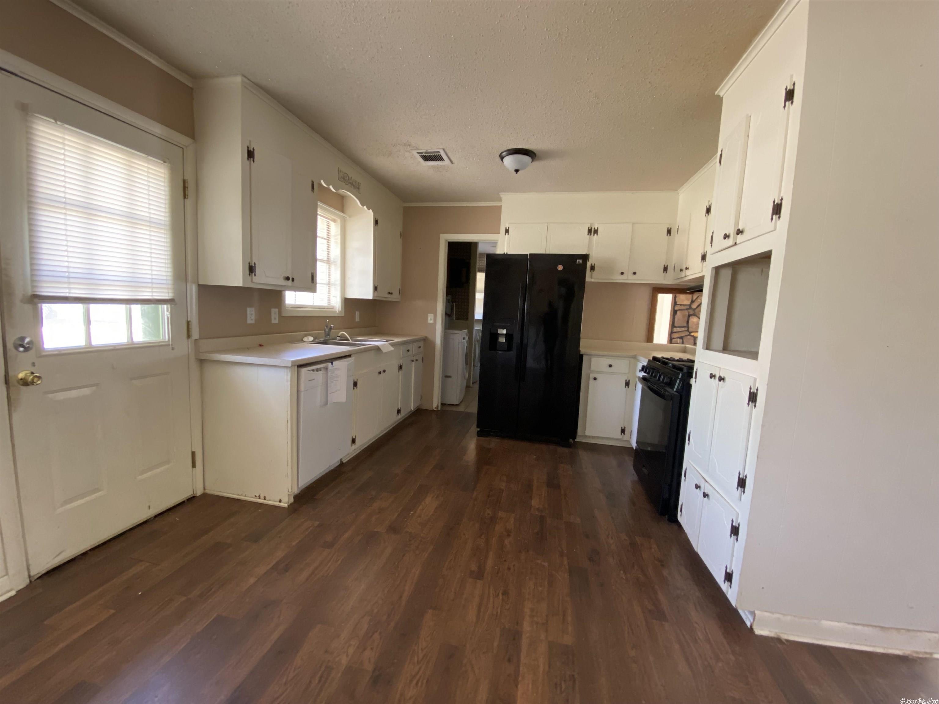 OAKHURST - Residential