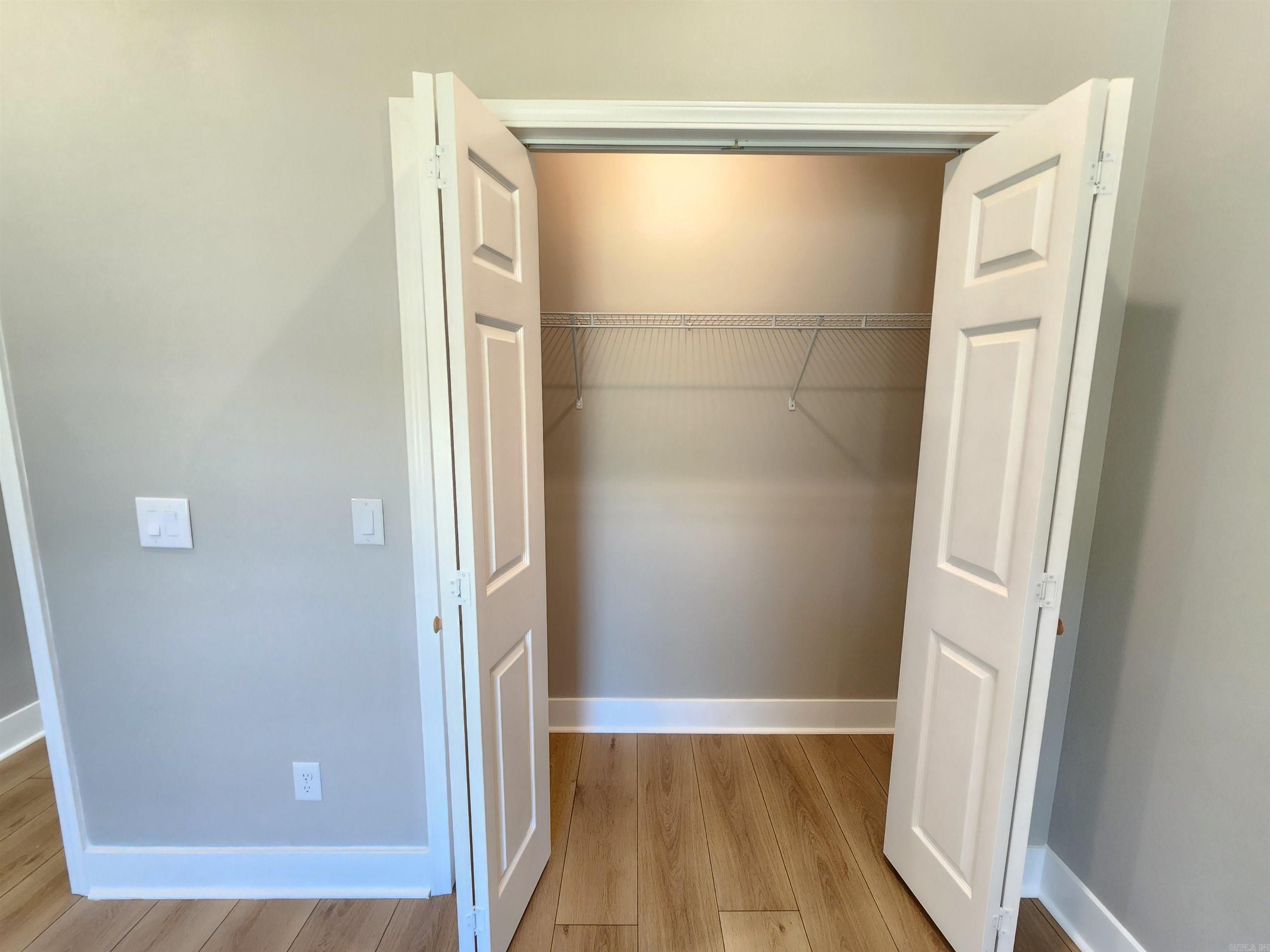 BAKER'S FIELD - Residential