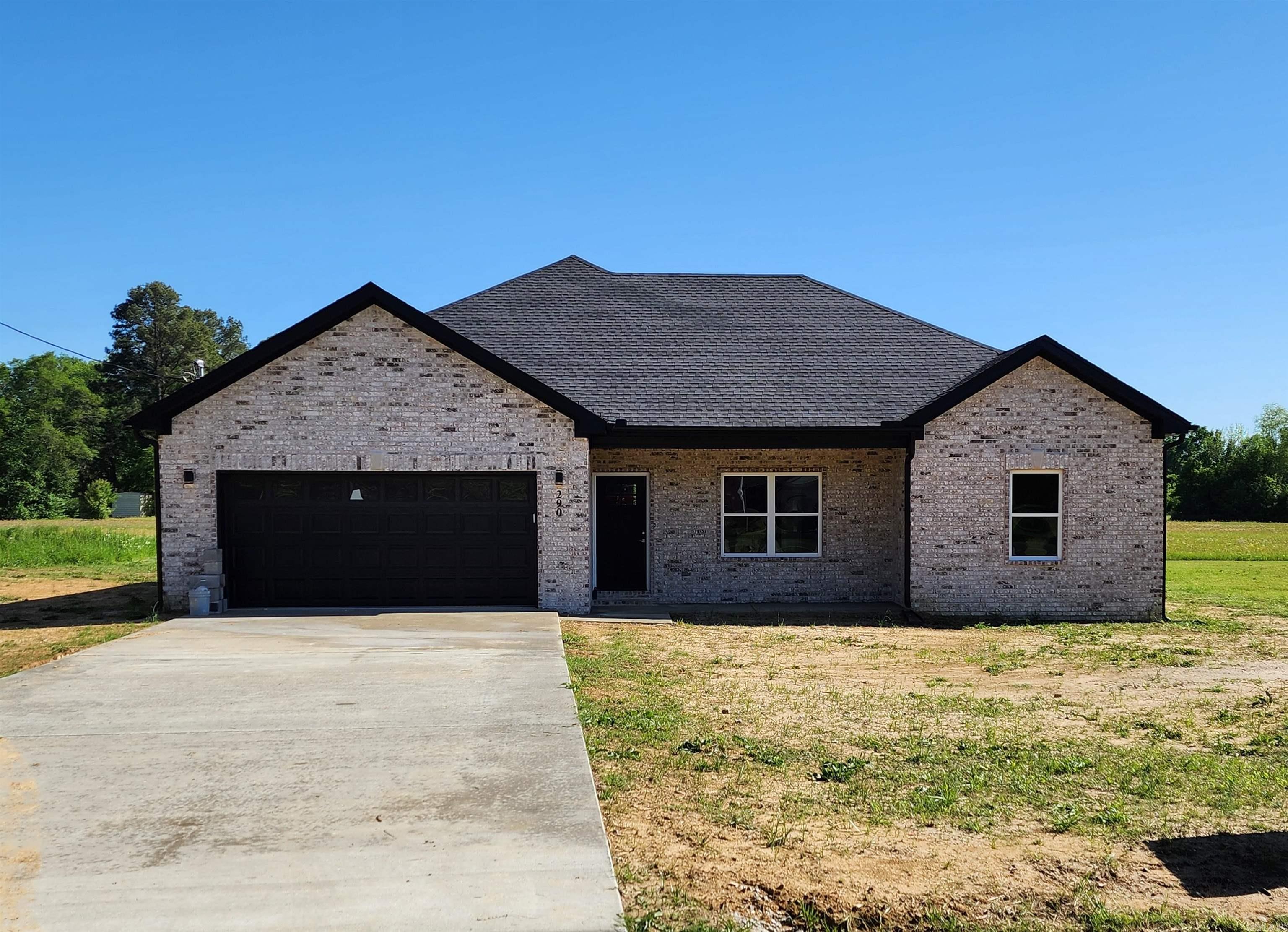 BAKER'S FIELD - Residential