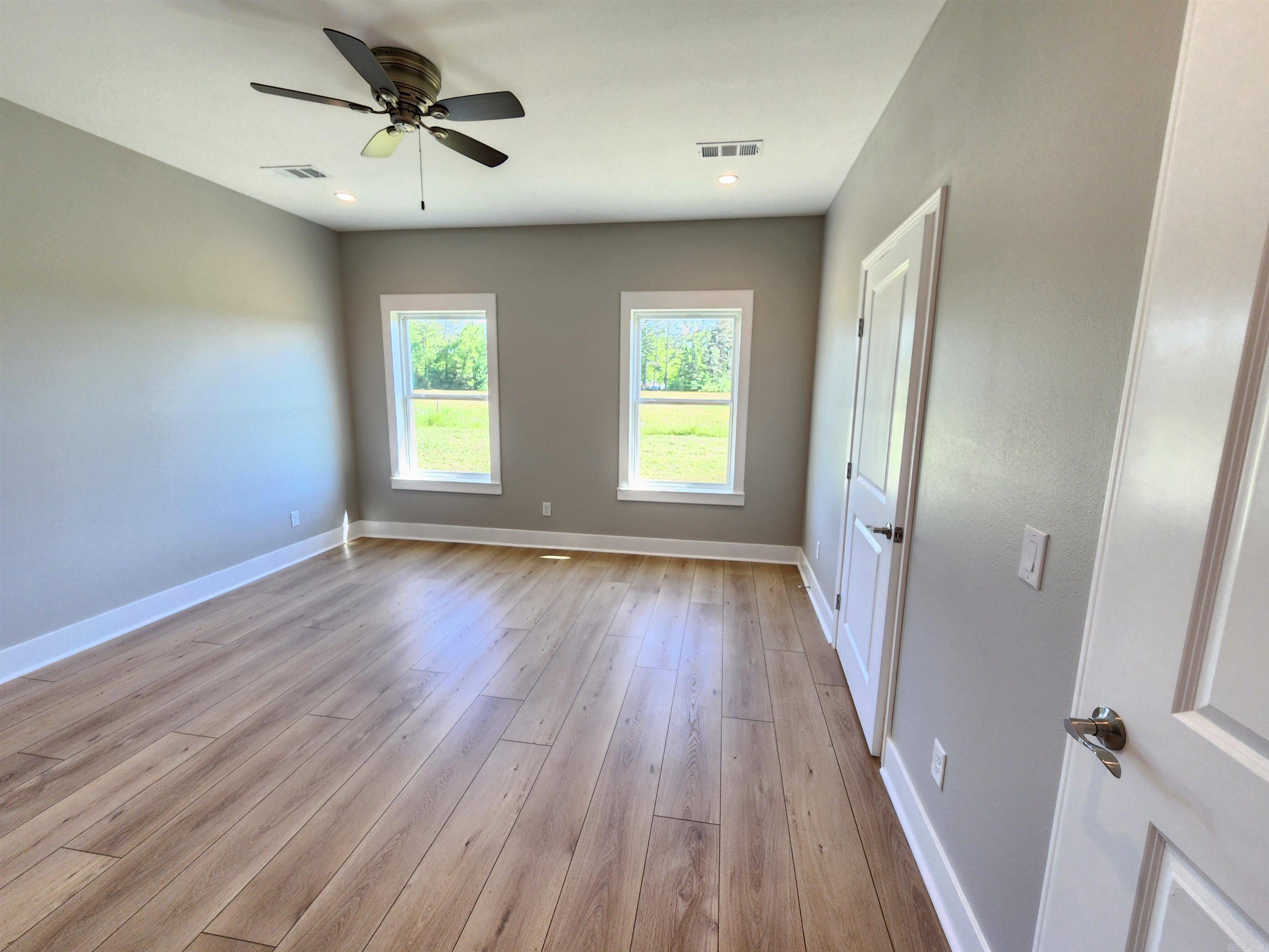 BAKER'S FIELD - Residential