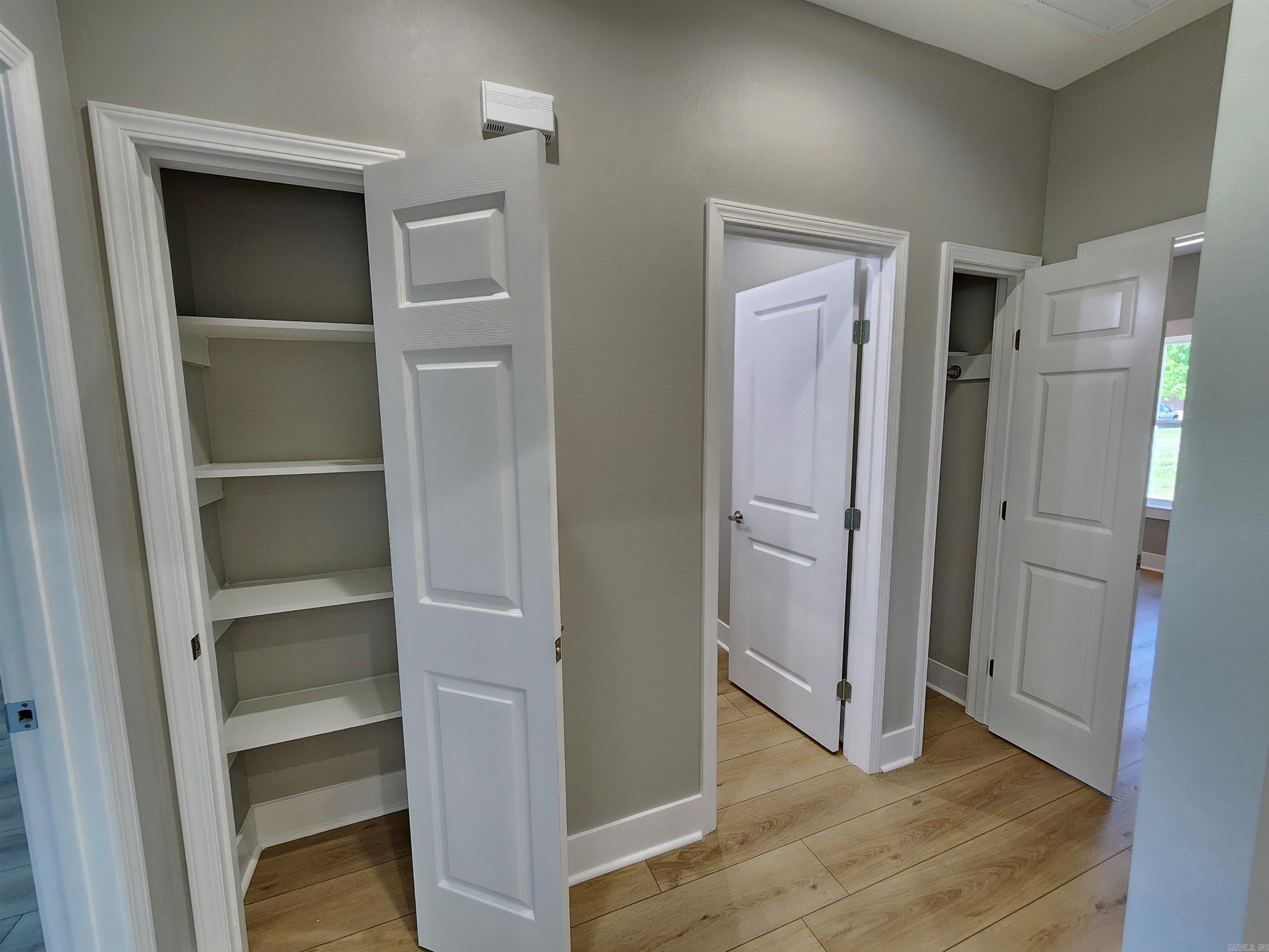 BAKER'S FIELD - Residential