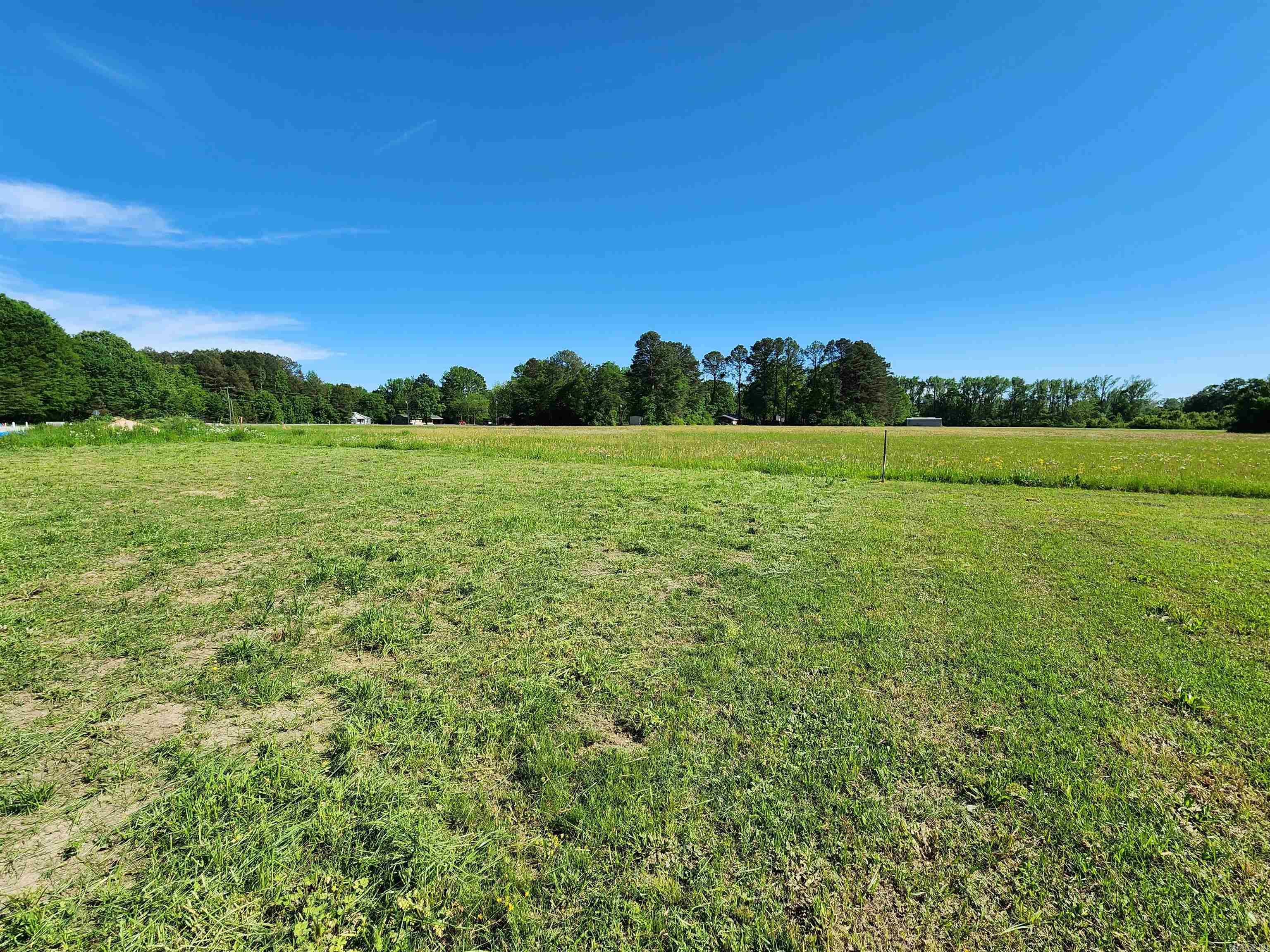 BAKER'S FIELD - Residential
