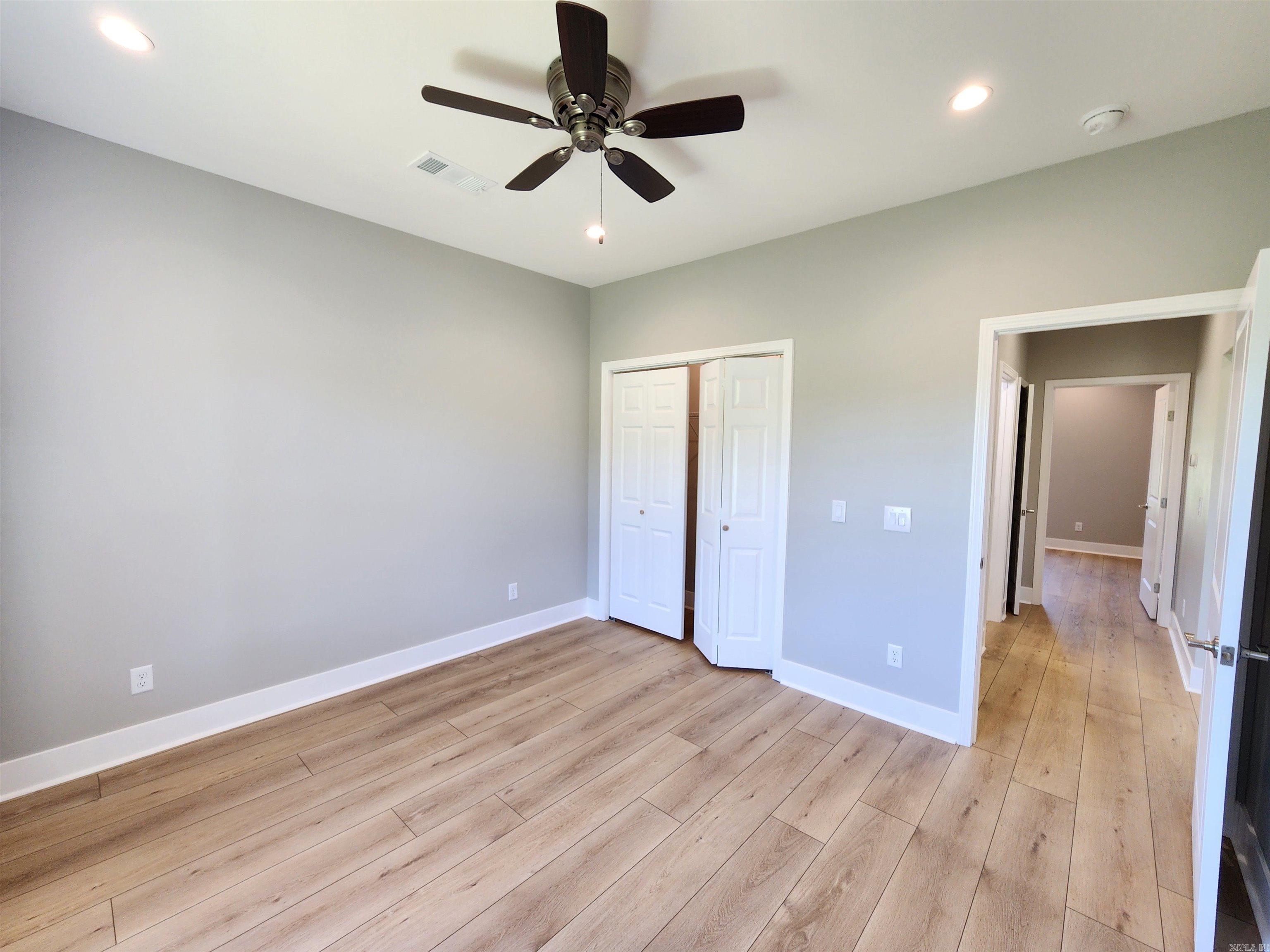 BAKER'S FIELD - Residential