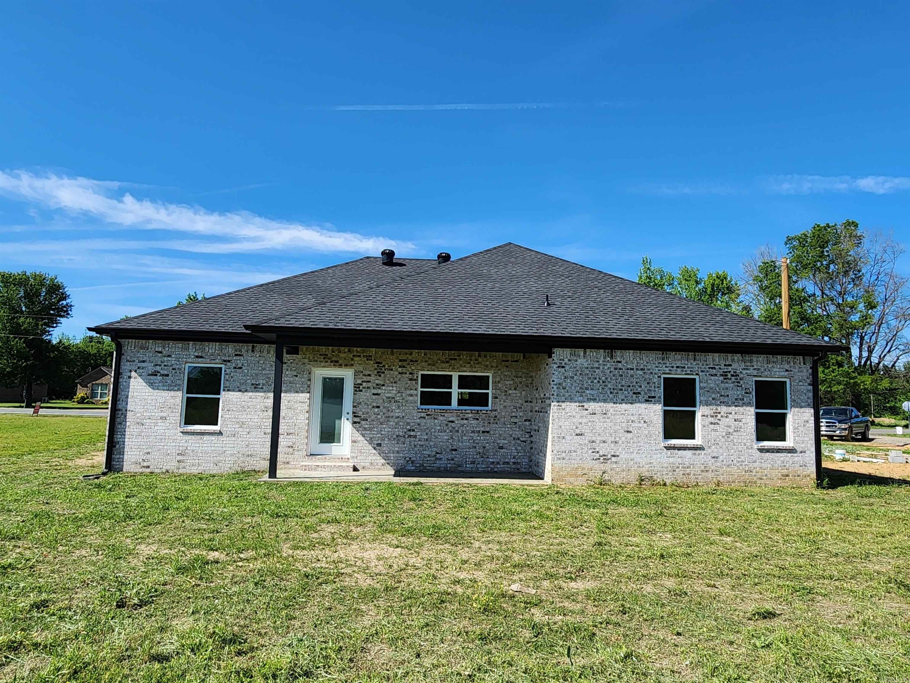 BAKER'S FIELD - Residential