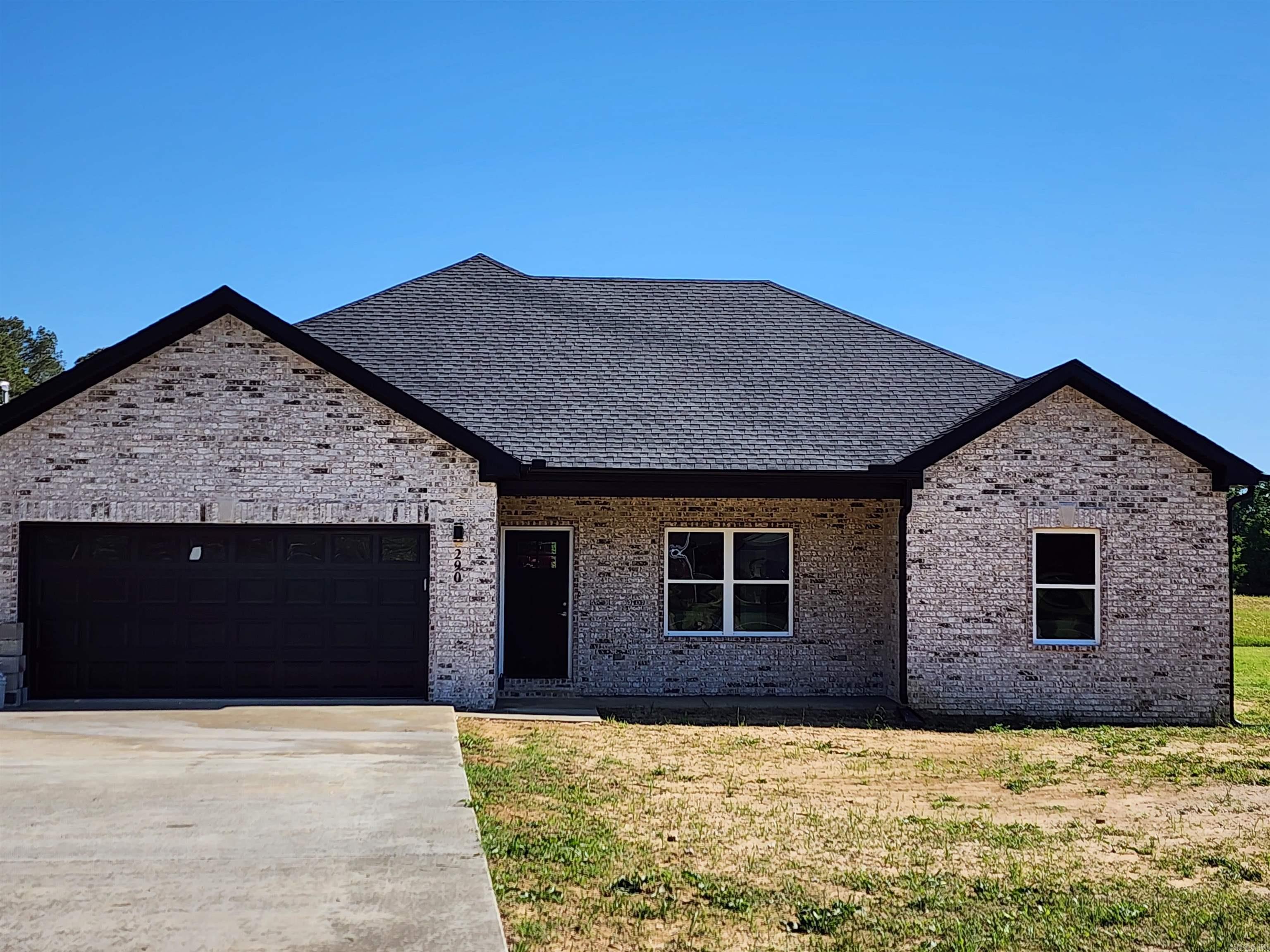 BAKER'S FIELD - Residential