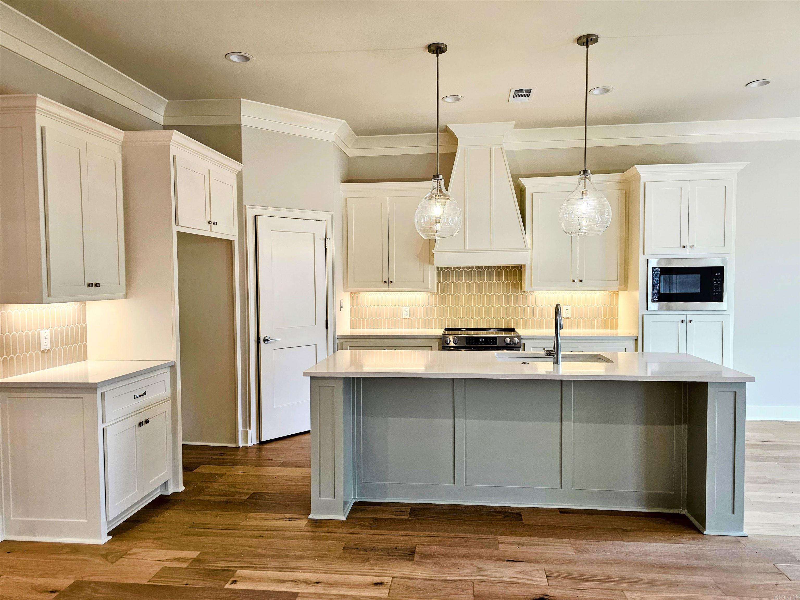 PACIFICA VILLAS - Residential