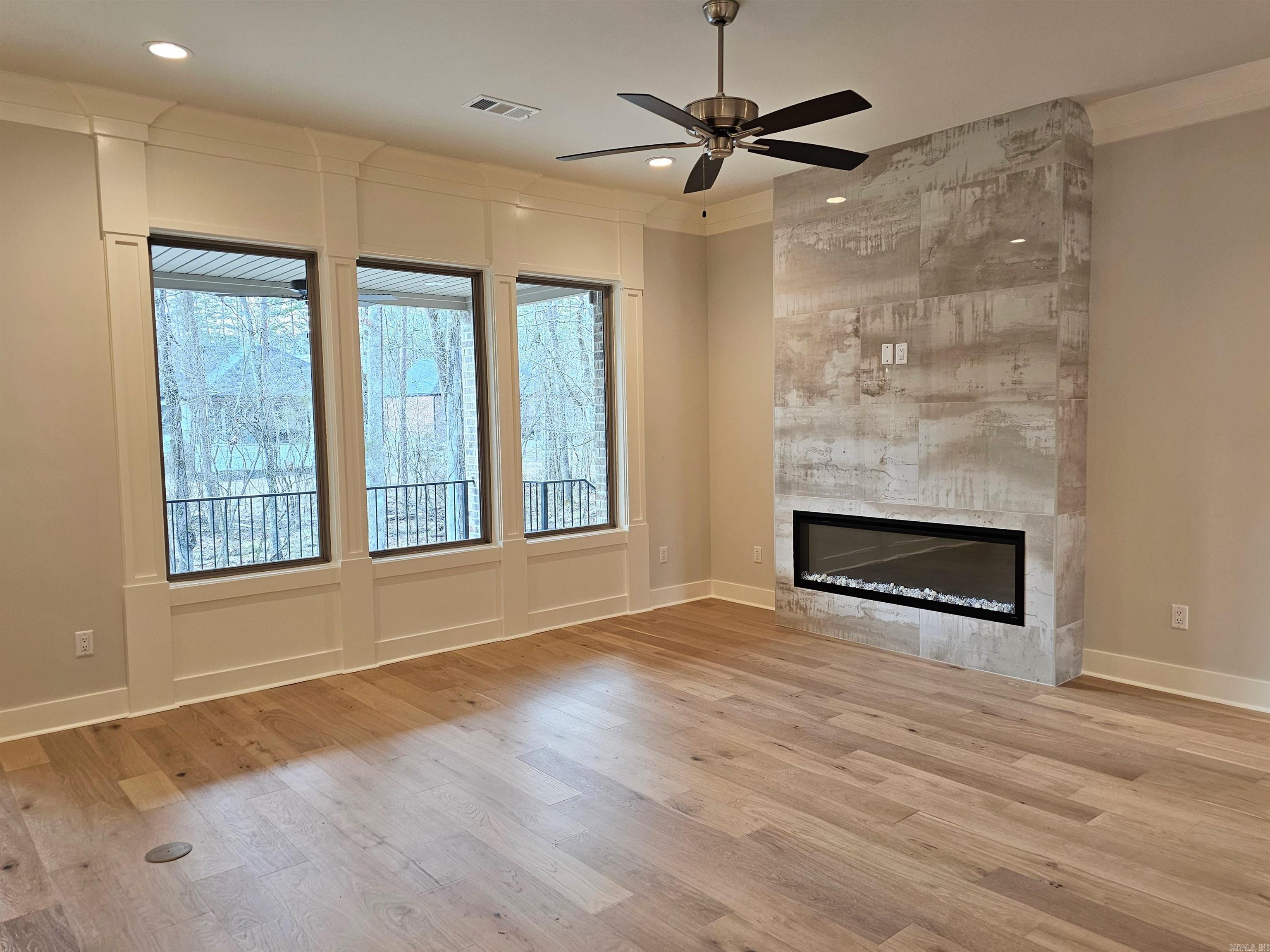 PACIFICA VILLAS - Residential