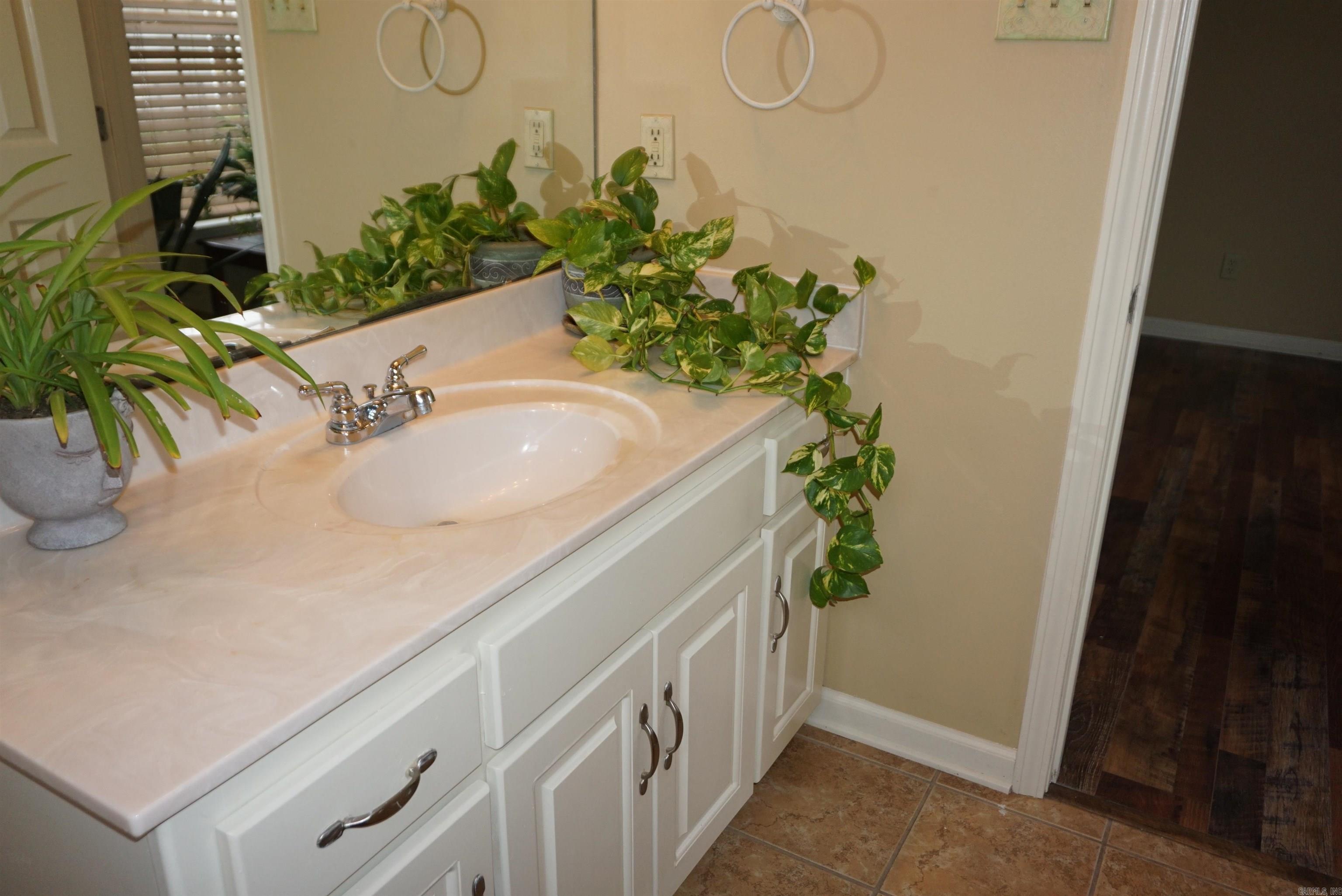 WINDWOOD S/D - Residential