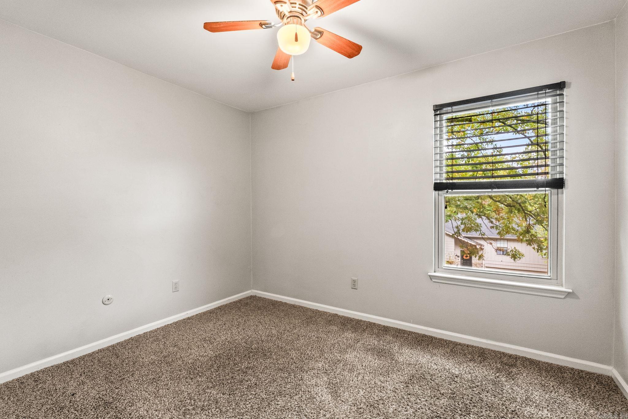 PLEASANT FOREST - Residential