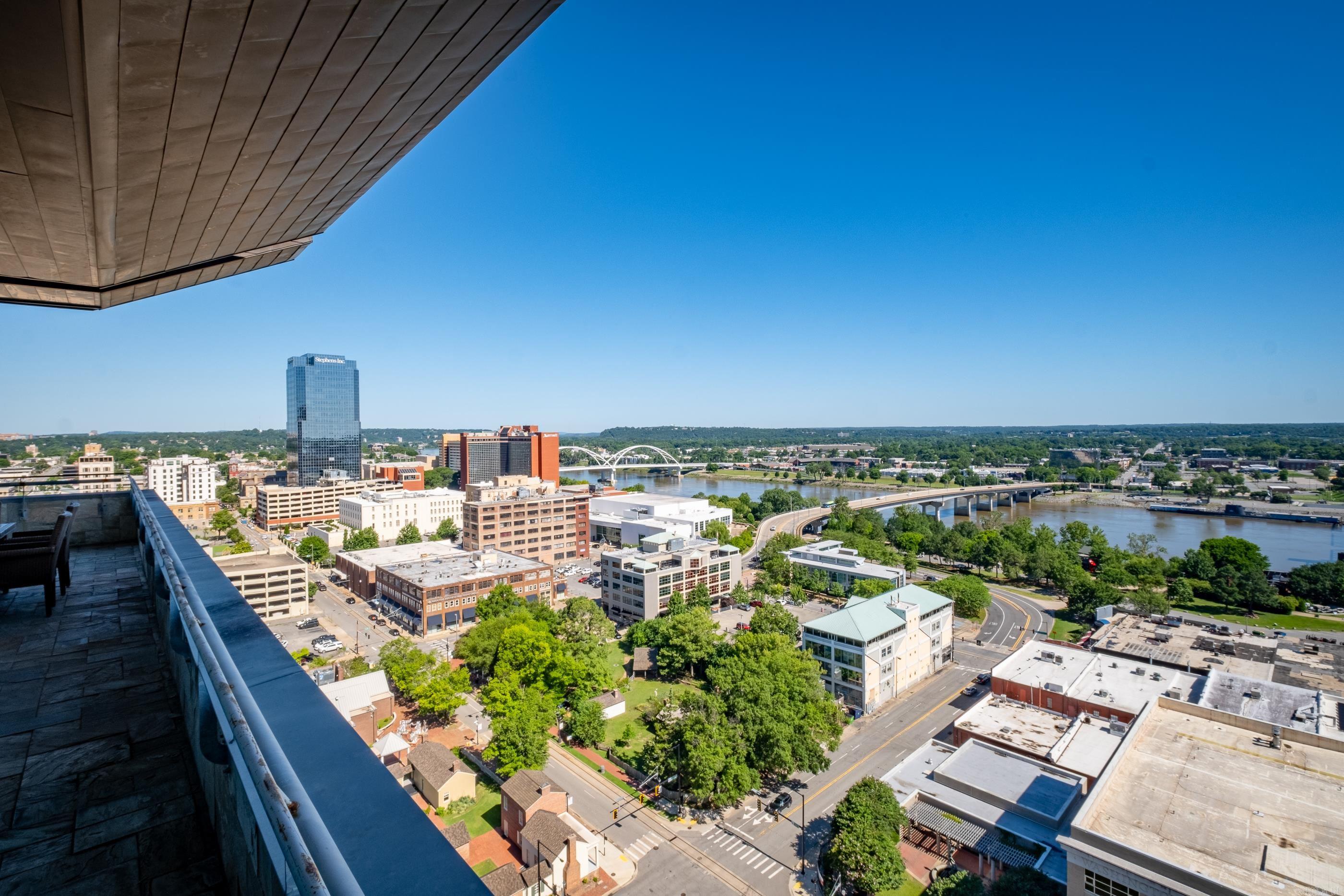 300 THIRD HPR - Residential