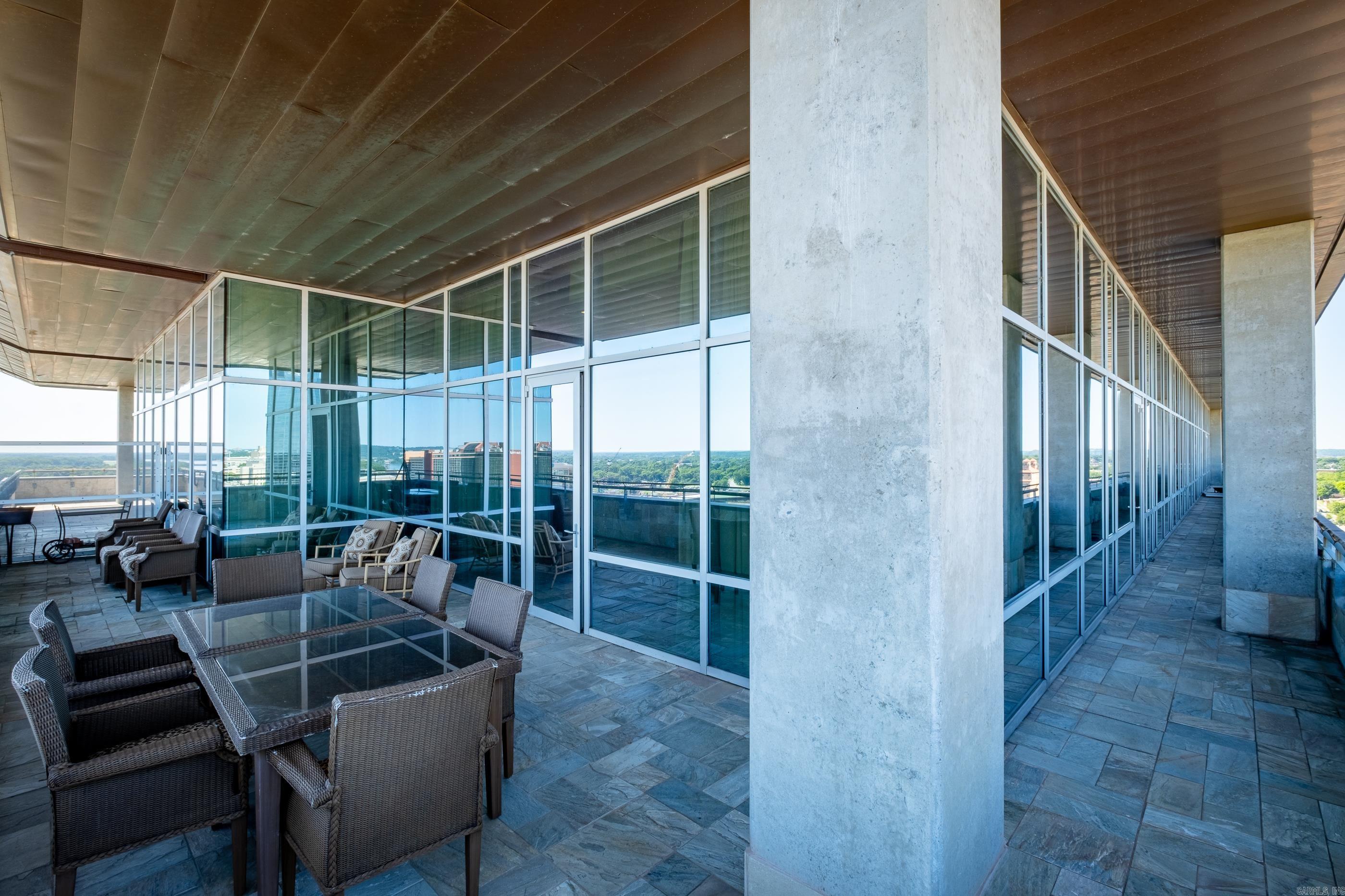 300 THIRD HPR - Residential