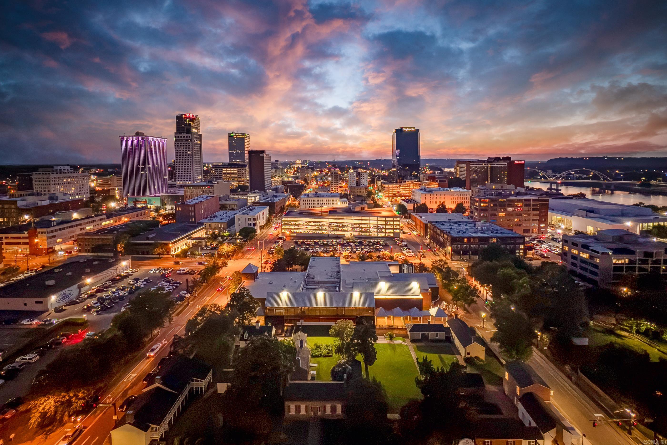 300 THIRD HPR - Residential