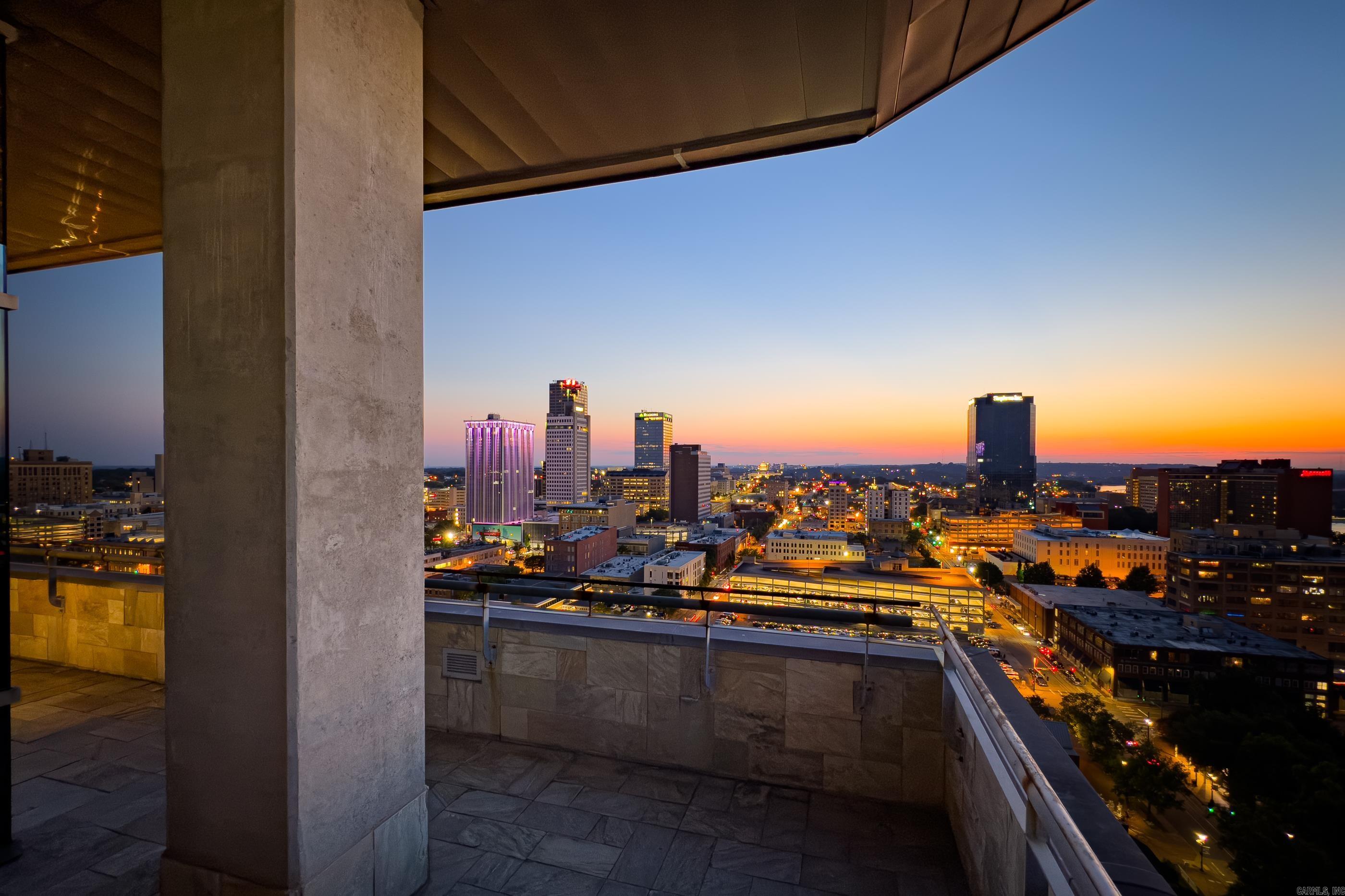 300 THIRD HPR - Residential