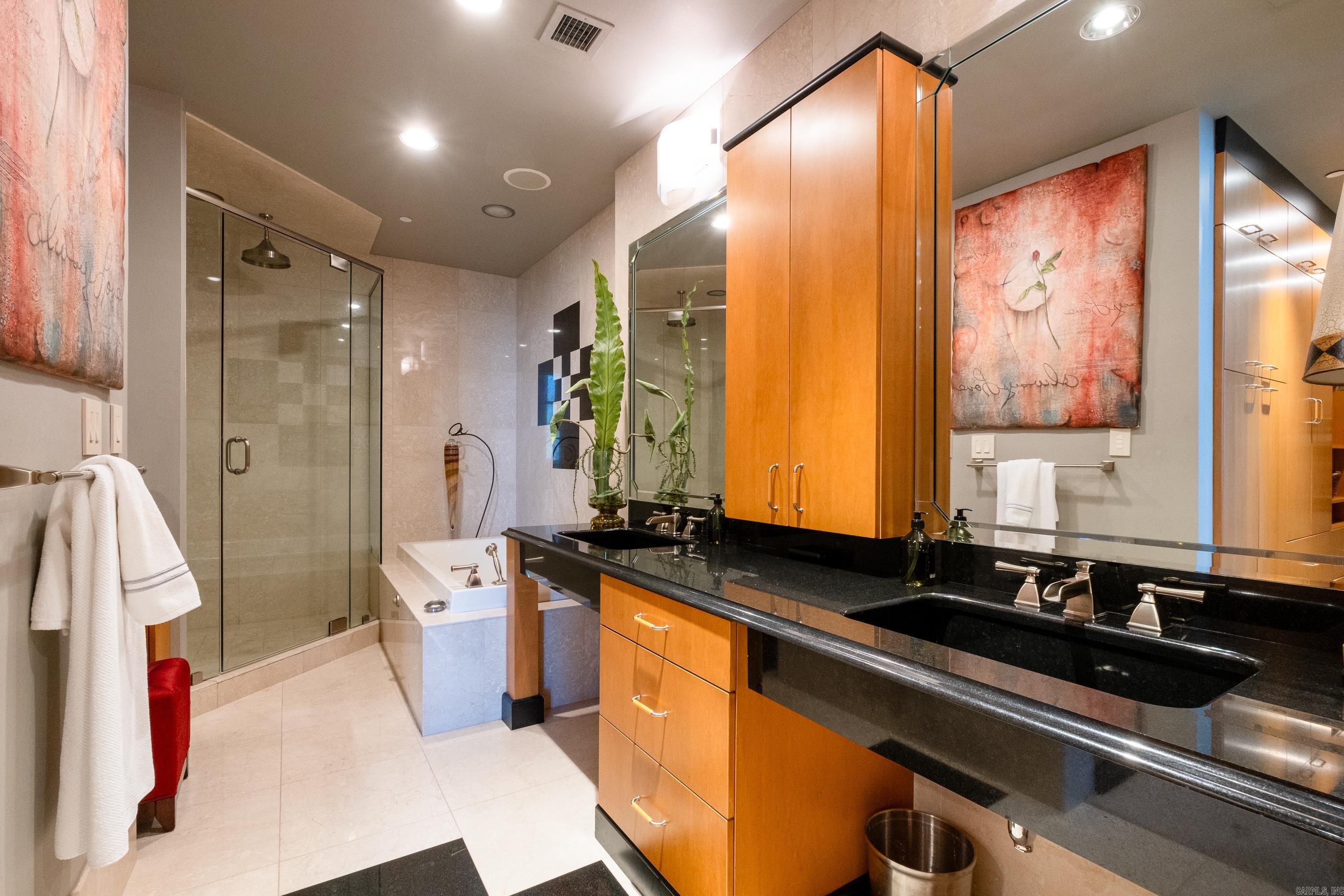 300 THIRD HPR - Residential